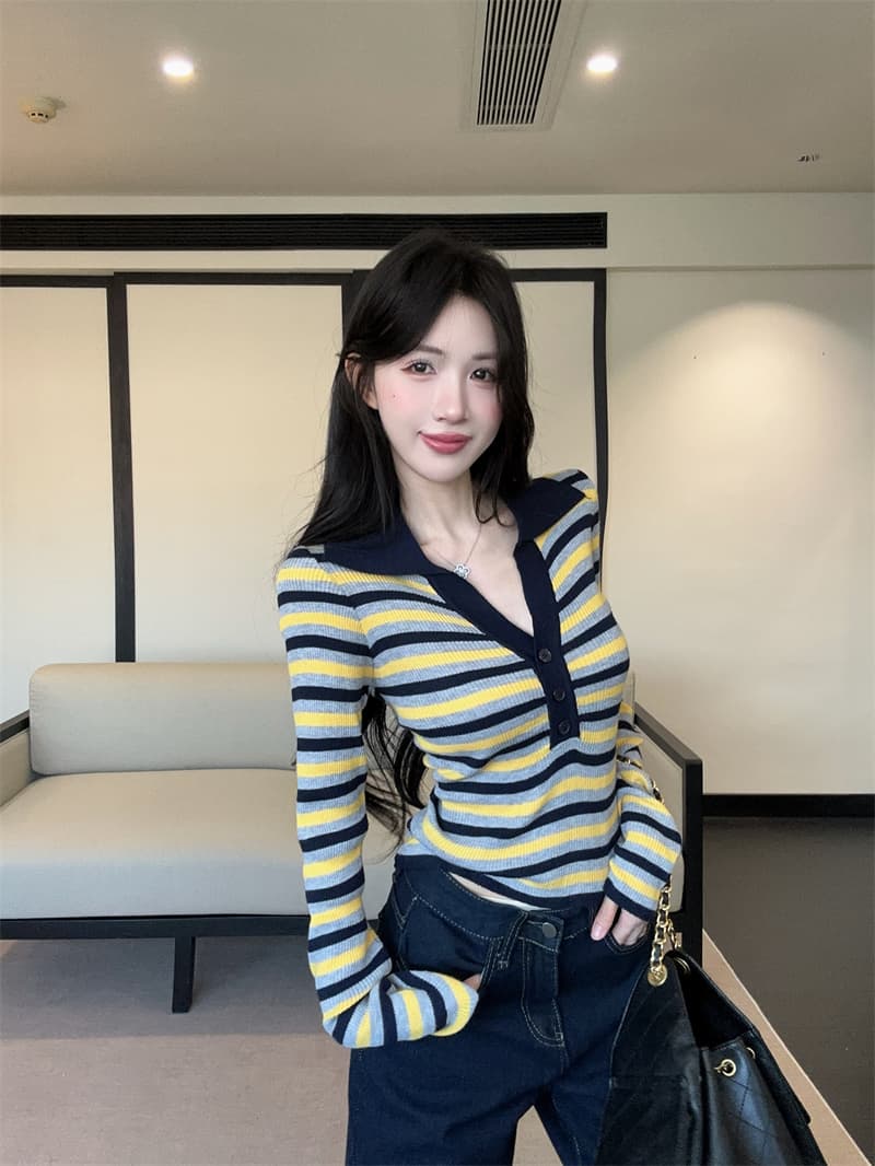 실사 오래된 돈 바람 폴로 칼라 배색 단추 스트라이프 니트 기본 셔츠 여성 상세 이미지 11