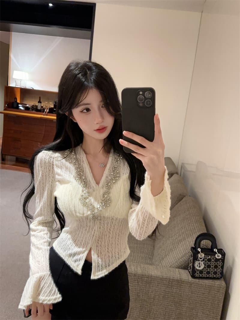 실사 순수한 욕망 패치워크 다이아몬드 세팅 V넥 홀로우 아웃 나팔 소매 셔츠 맨위 여성 상세 이미지 9