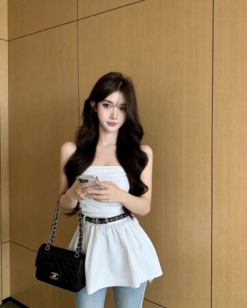 실사 핫걸 퍼프 밑단 슬림해 보이는 튜브탑 맨위 여성 벨트 포함 상세 이미지 3
