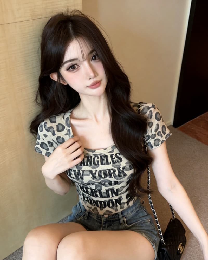 실사 새로운 레트로 u 칼라 레오파드 무늬 알파벳 프린트 리브 면 반팔 티셔츠 여성 벨트 어깨 패드 상세 이미지 10