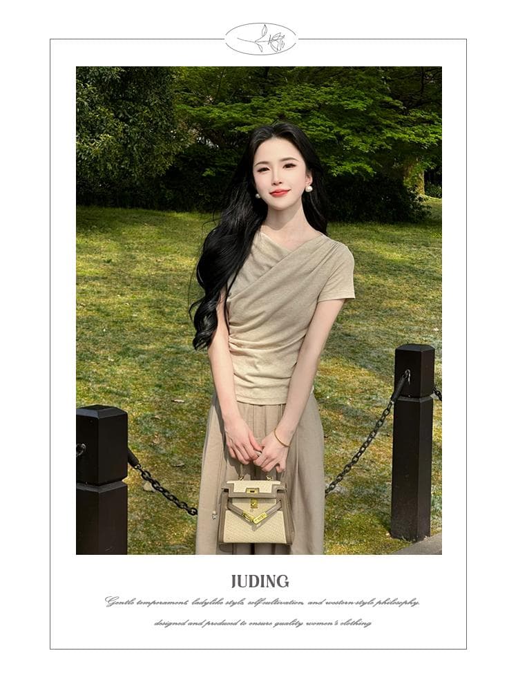 한 부서 고급 센스 세트 여성 여름 품격 연령 감소 운동 캐주얼 반팔 티셔츠 와이드 레그 팬츠 투피스 세트 상세 이미지 3