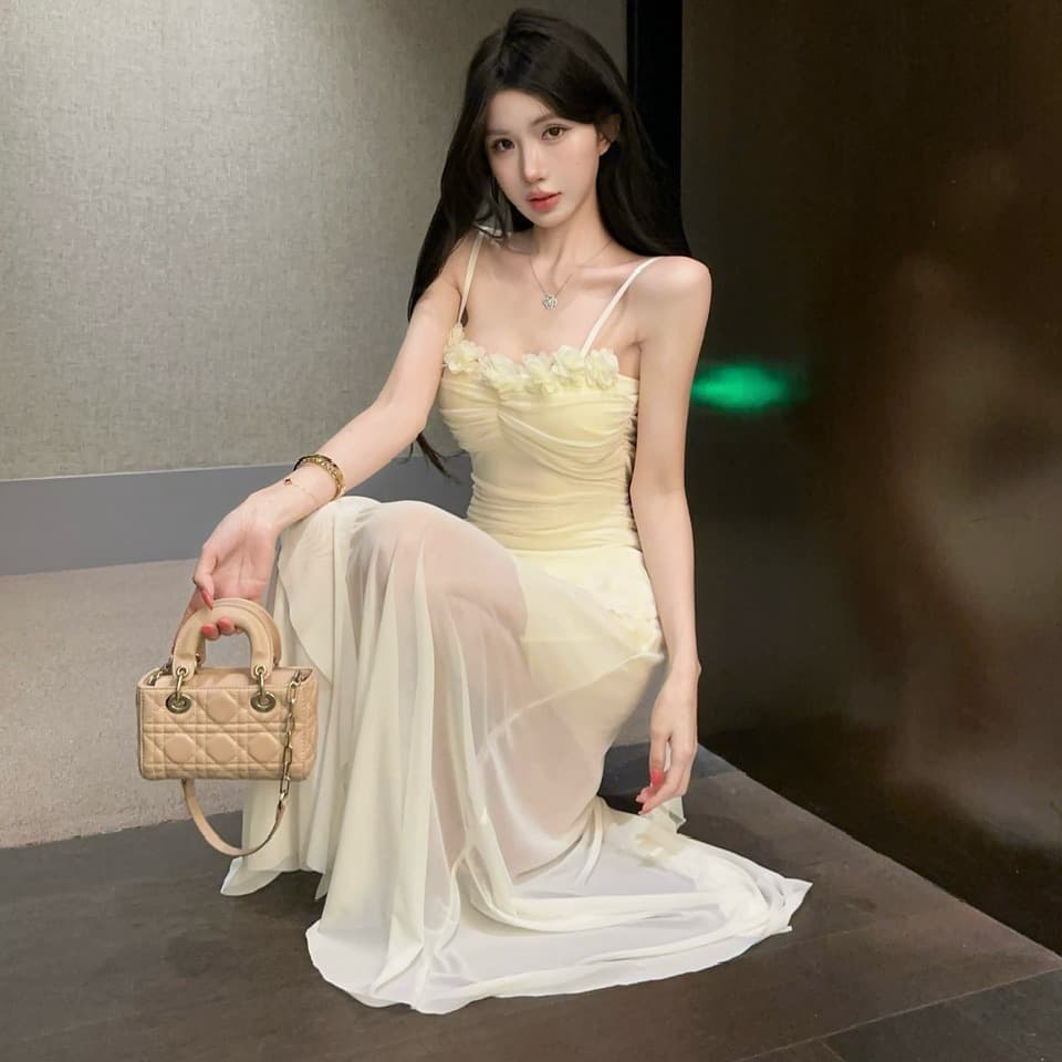 실사 새로운 다용도 롱 스커트 섹시함 낮은 가슴 망사 롱 코트 슬림해 보이는 허리 수축 슬립 드레스