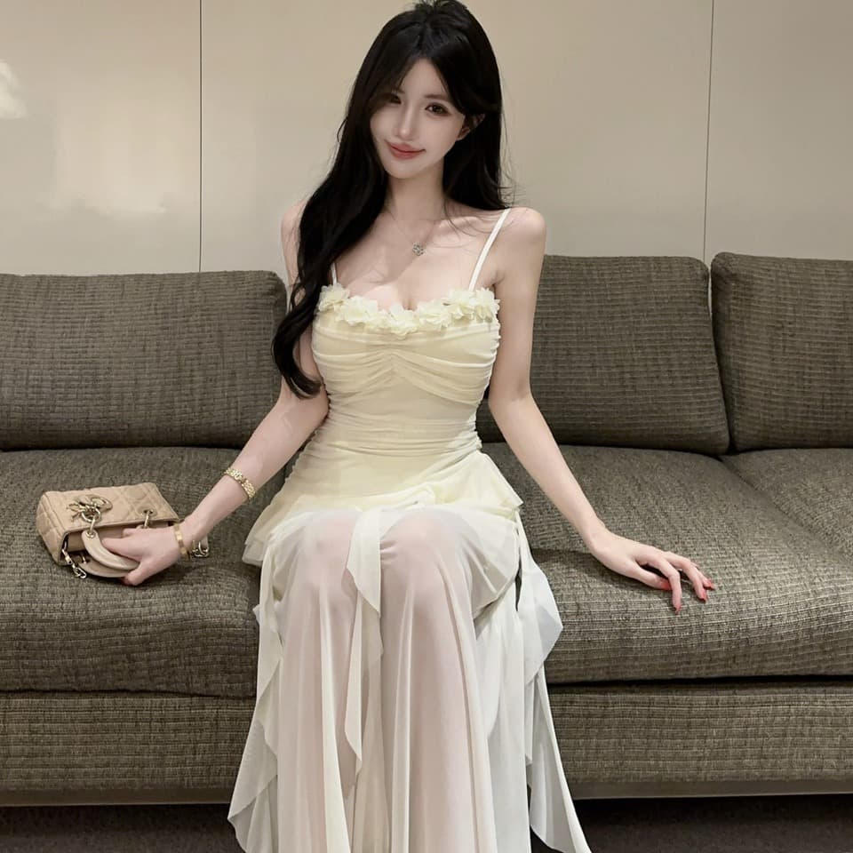 실사 새로운 다용도 롱 스커트 섹시함 낮은 가슴 망사 롱 코트 슬림해 보이는 허리 수축 슬립 드레스 이미지 3