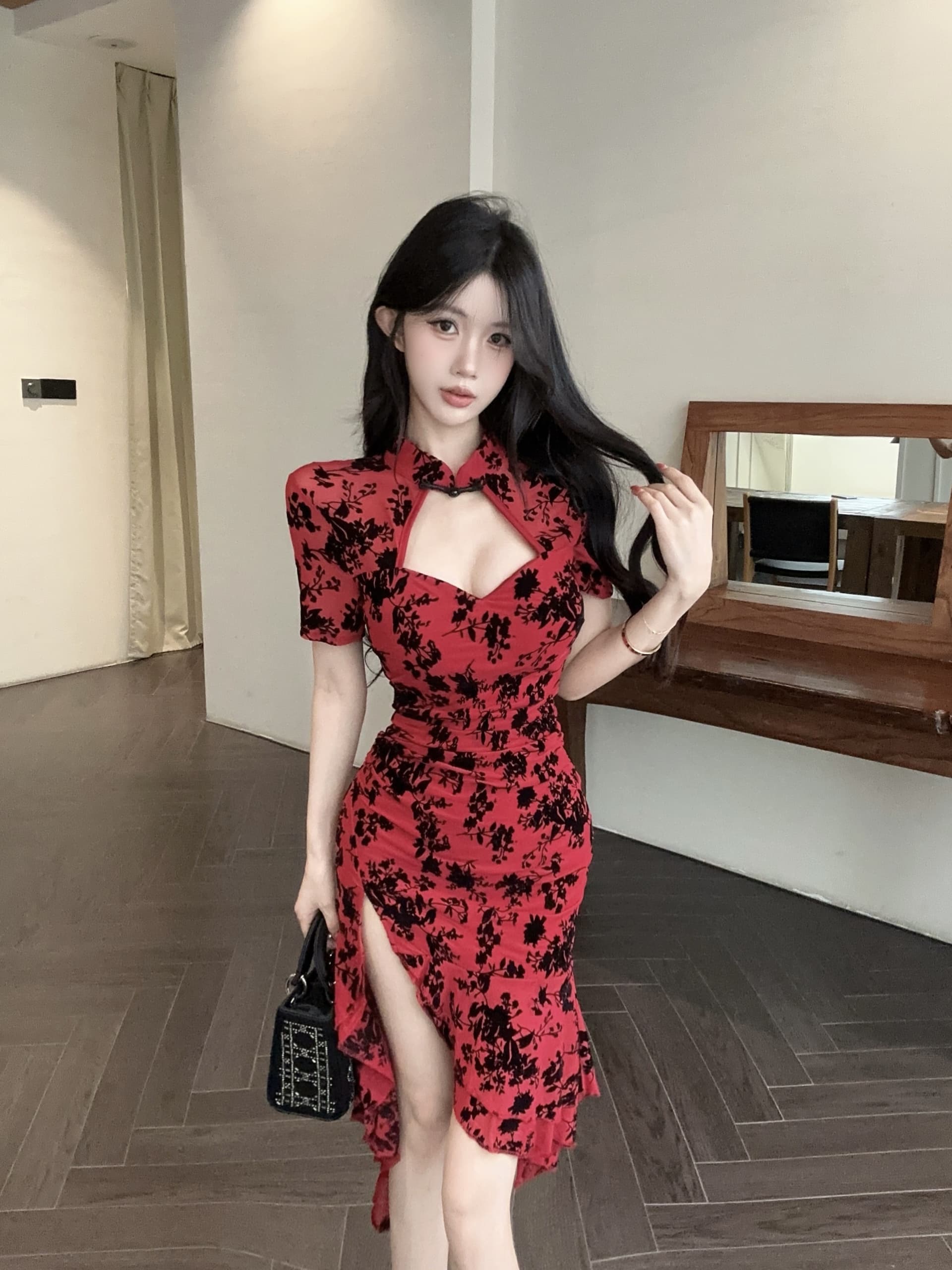 실사 새로운 다용도 섹시함 식물 플러시 개선 치파오 슬림해 보이는 허리 수축 불규칙 드레스 상세 이미지 2