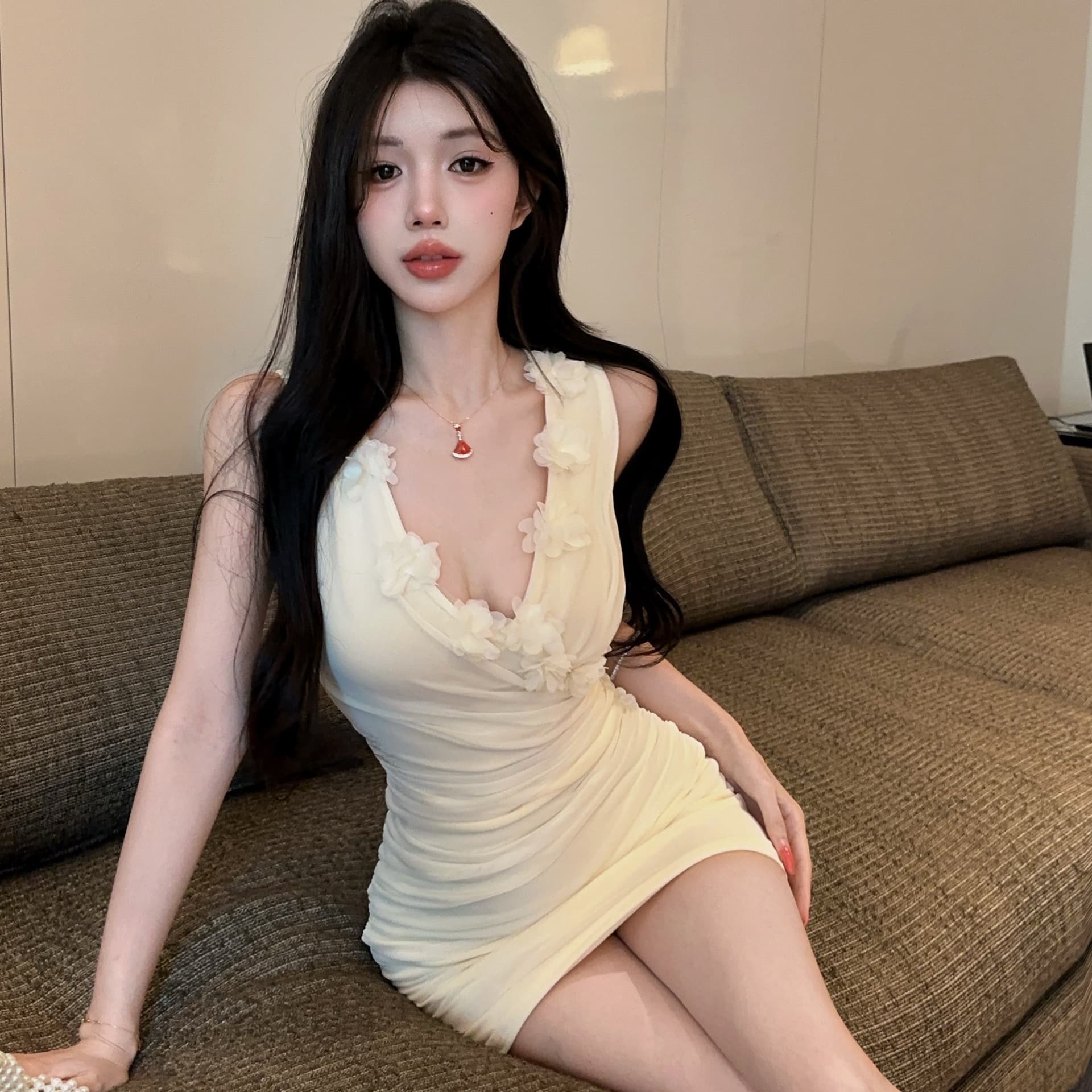 실사 새로운 쇼트 스타일 망사 섹시함 V넥 꽃 패치워크 민소매 타이트 스커트 드레스 복장