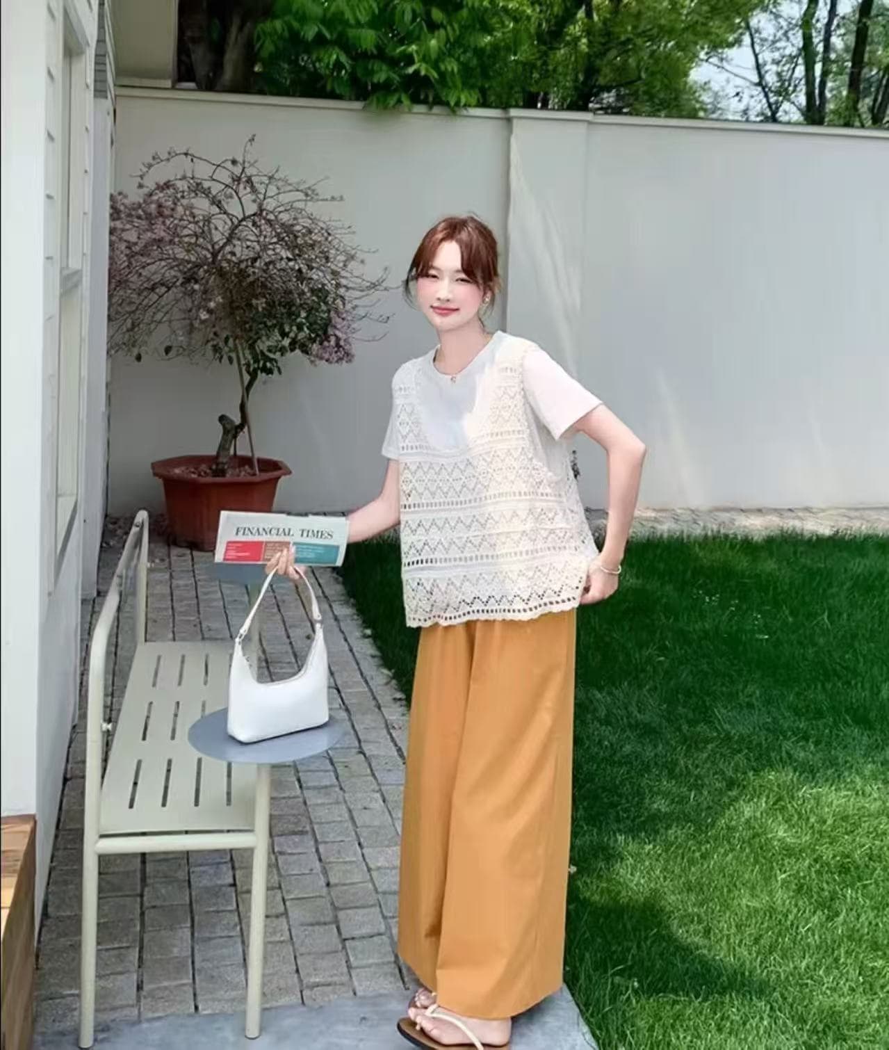 실사 자수 홀로우 아웃 단색 한국 스타일 베스트 맨위 여성 레저 루즈핏 외출용 인사이드 가져 가라. 민소매 깊은 조끼 조끼 이미지 3