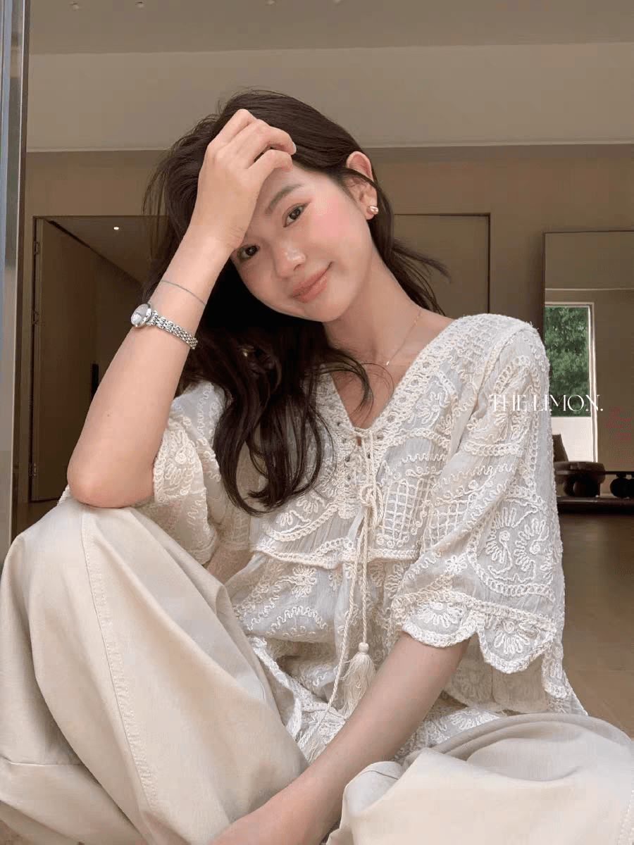 고유 한 슈퍼 잘 생긴 V넥 반팔 레이스 셔츠 여성 2026 새로운 여름 빅 사이즈 지방 mm 보헤미안 바람 켜기 이미지 3