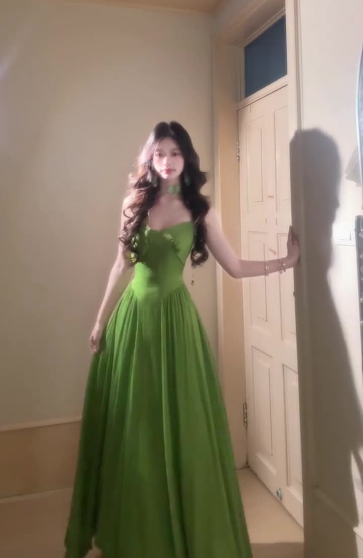 해변가 휴가 바람 분위기 센스 슬립 롱 스커트 대 백리스 수 있습니다. 조정 십자가 스트랩 대 치마 여성 드레스 상세 이미지 3