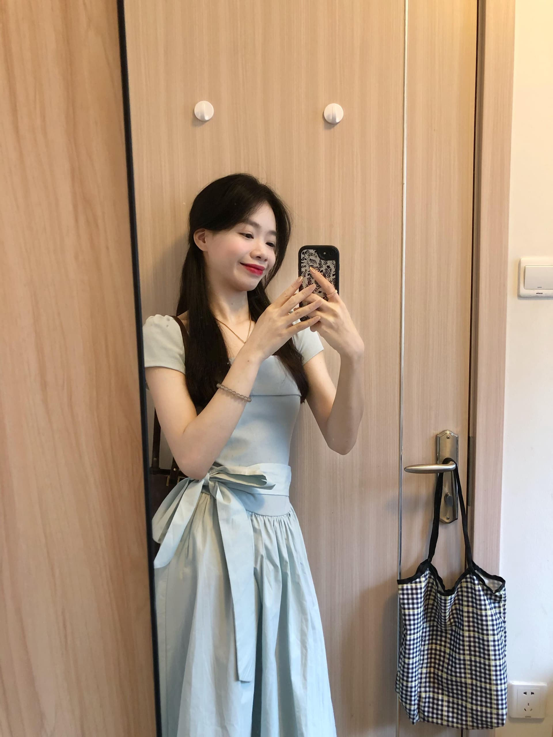 프랑스식 신선함 디자인 센스 허리 수축 품격 드레스 아이들 여름 2026 새로운 반팔 광장 칼라 휴가 롱 스커트 이미지 4
