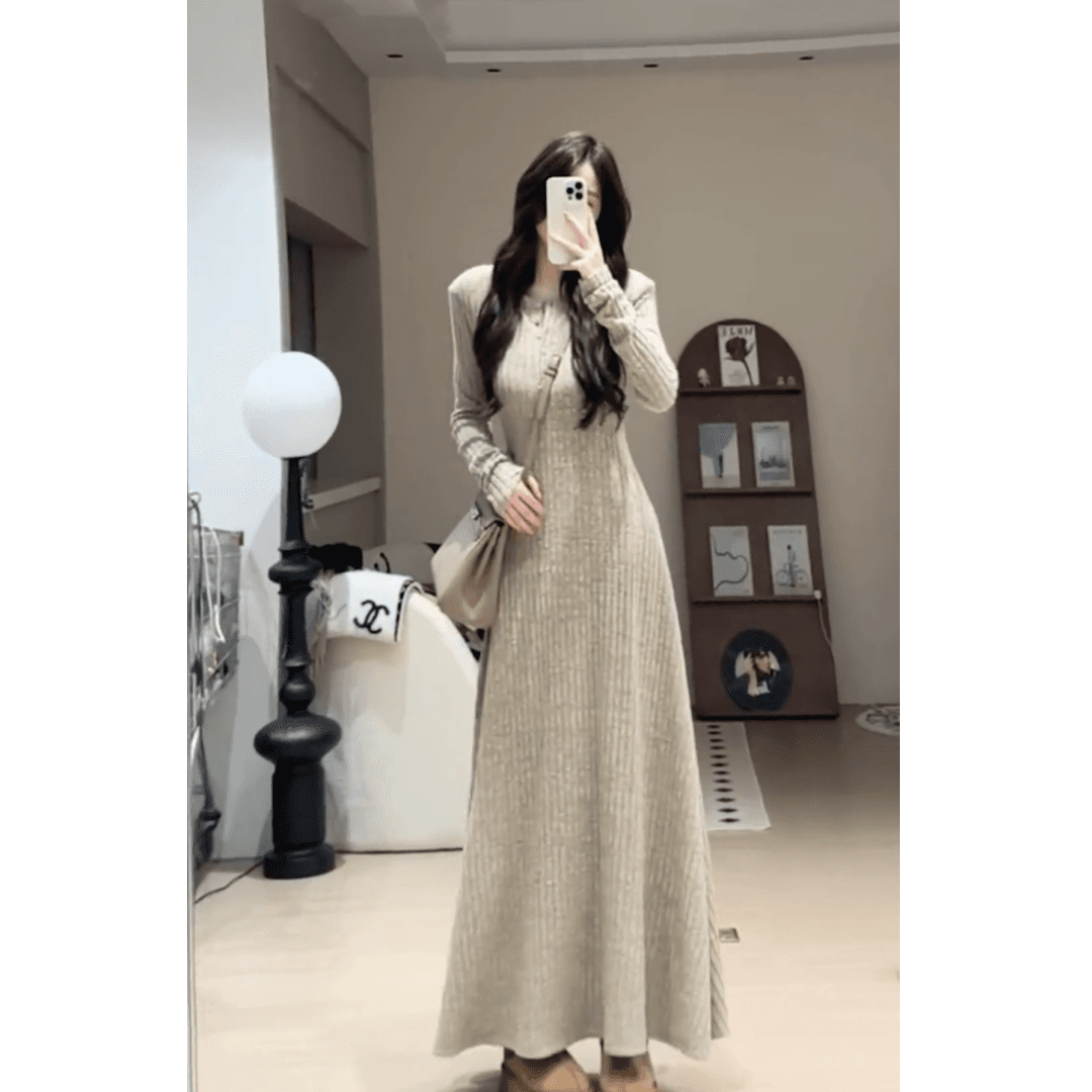 고급 센스 니트 여성 드레스 2026 가을 새로운 다용도 품격 만나는 프랑스식 롱 스커트 이미지 6