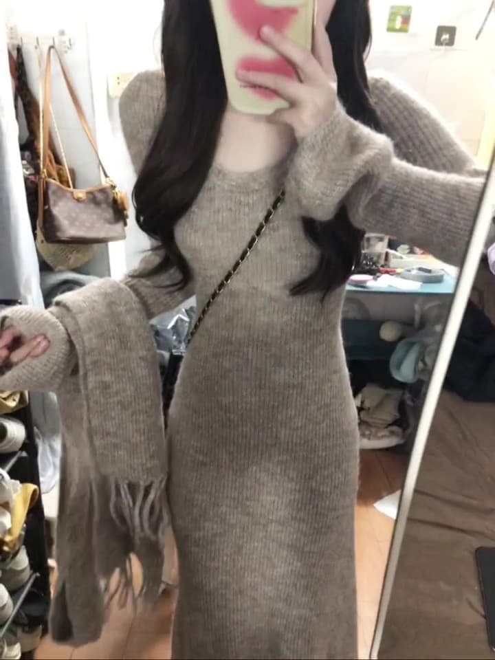 프랑스식 부드러운 바람 레트로 오트밀 색상 V넥 니트 품격 드레스 자이언트 잘 생긴 꼬집기 허리 A라인 스커트 2026 가을 상세 이미지 3