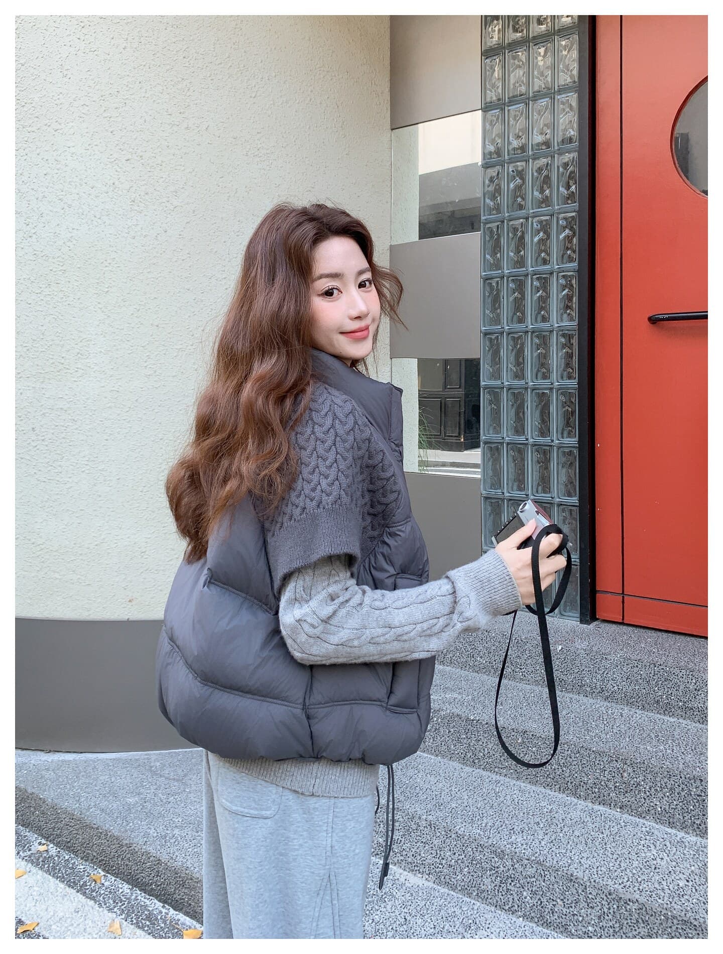 가을 겨울 새로운 니트 반소매 스탠드 칼라 면 의류 베스트 여성 짧은 외출용 한 부서 패션 조끼 어깨 재킷 상세 이미지 9