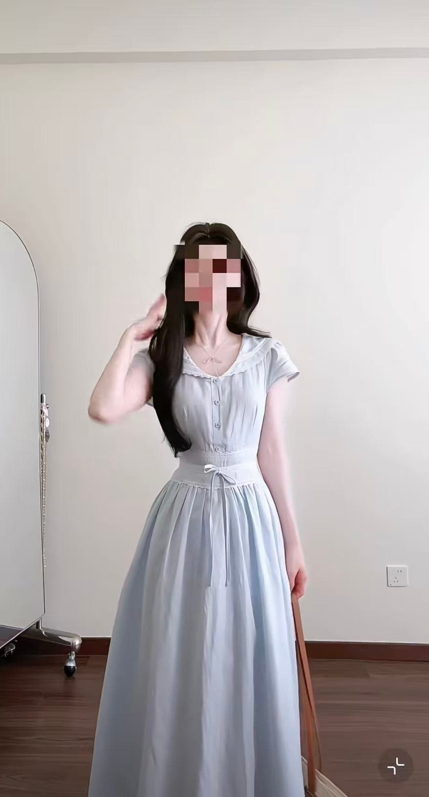 2026 여름 새로운 여성 프랑스식 고급 센스 반팔 베이비 칼라 점프 슈트 치마 품격 허리 수축 슬림해 보이는 롱 스커트 이미지 2