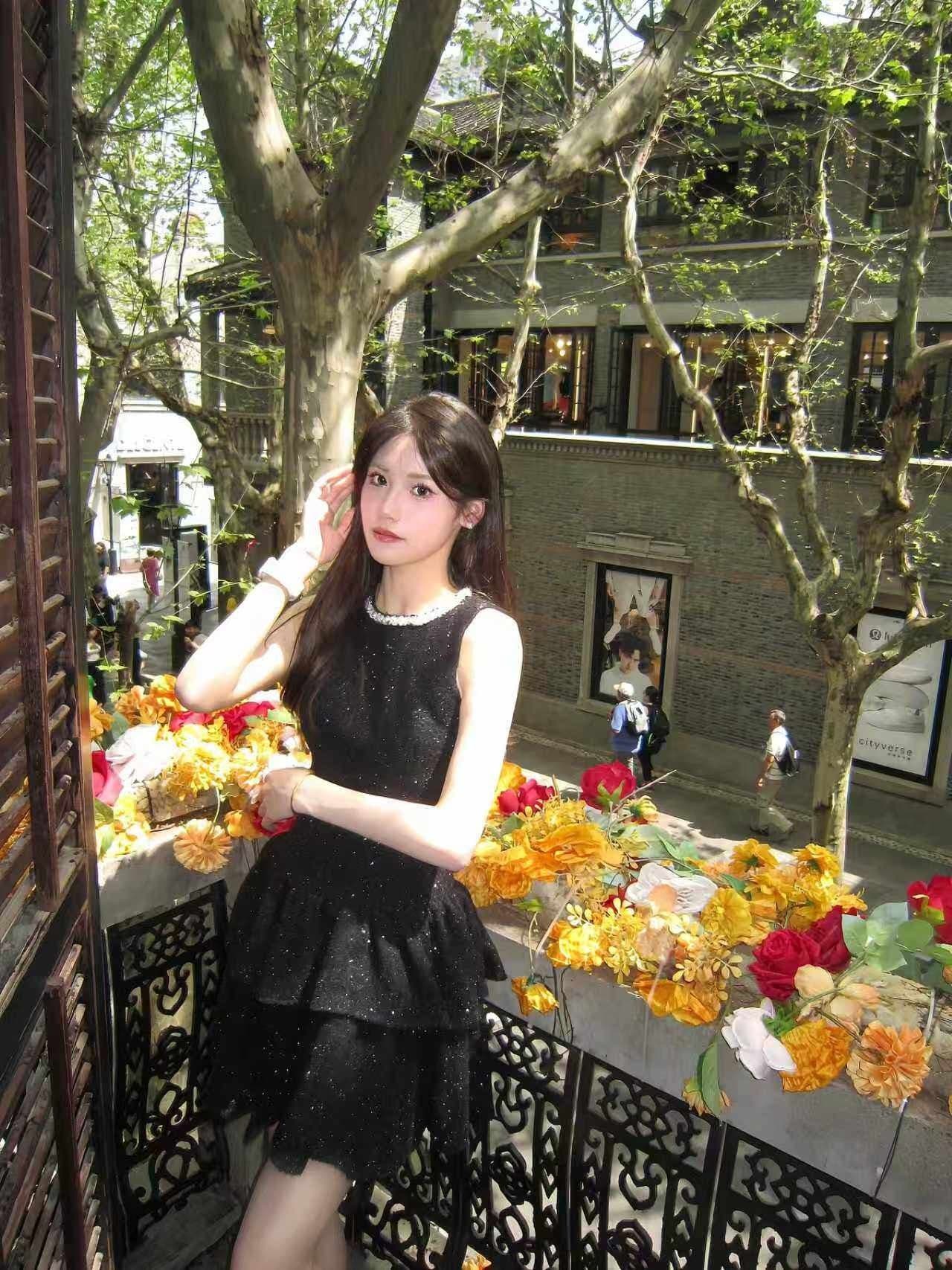 2026 슈퍼 잘 생긴 신제품 품격 허리 수축 슬림해 보이는 생일 케이크 드레스 프랑스식 작은 샤넬 스타일 라운드 넥 흐름 지불 여성 의류 이미지 2