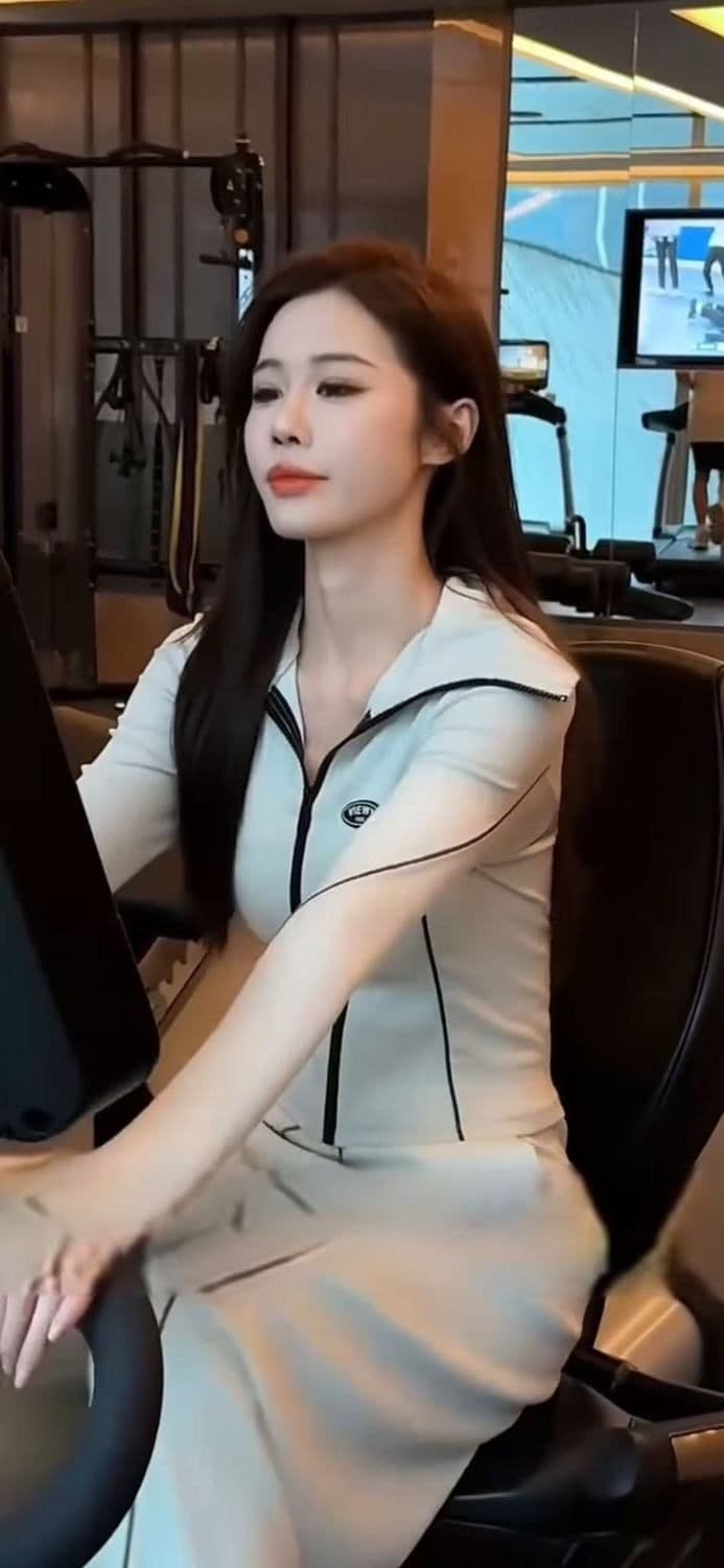 2026 새로운 캐주얼 패션 세트 여성 봄 슬림해 보이는 카디건 코트 하이웨이스트 와이드 레그 팬츠 투피스 세트 936 상세 이미지 4