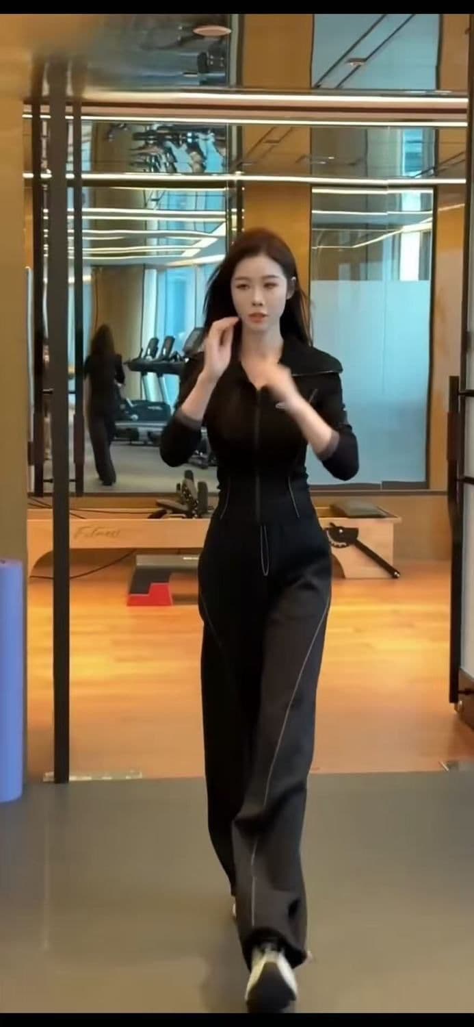 2026 새로운 캐주얼 패션 세트 여성 봄 슬림해 보이는 카디건 코트 하이웨이스트 와이드 레그 팬츠 투피스 세트 936 상세 이미지 8