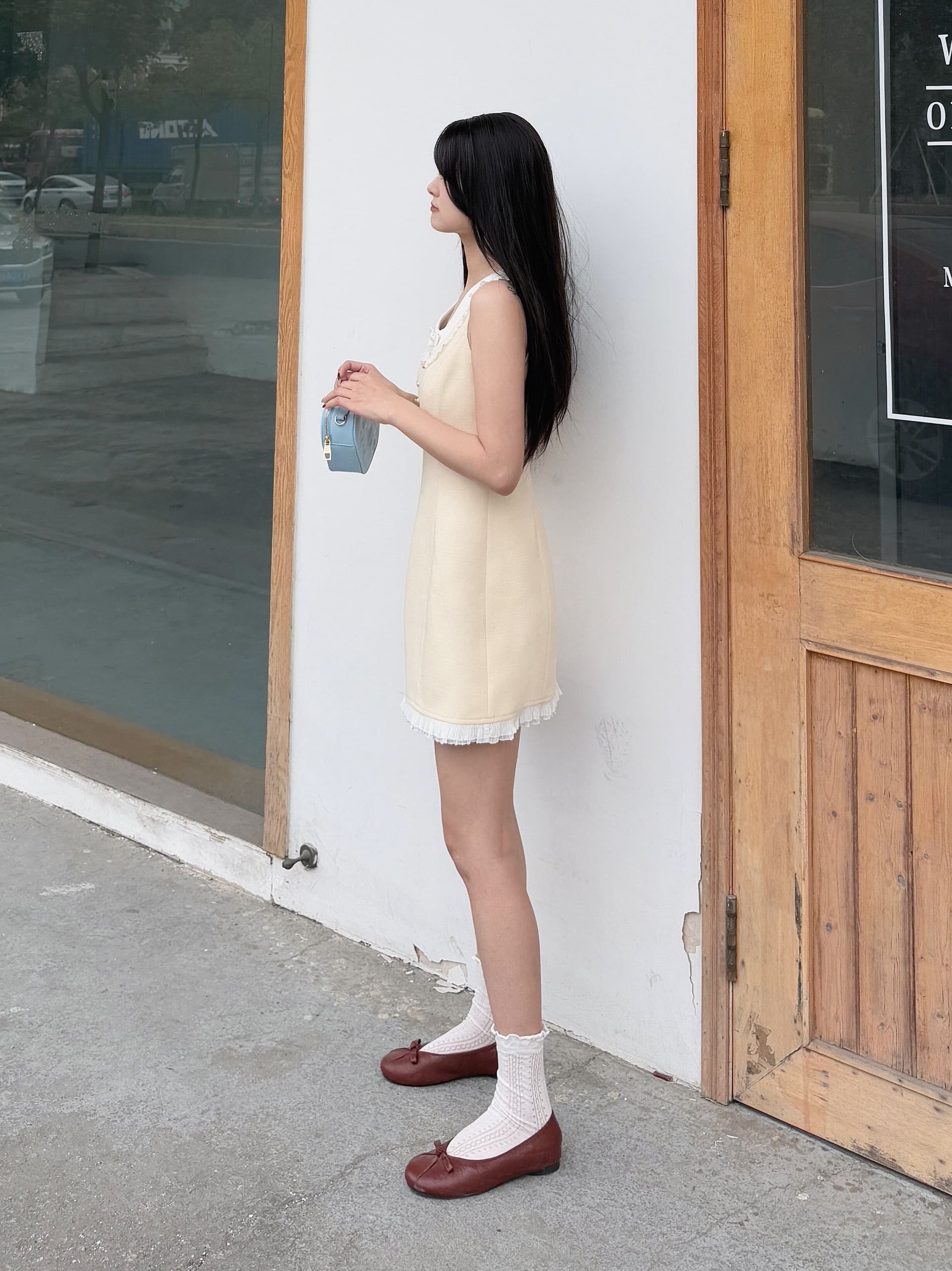 프랑스식 품격 작은 샤넬 스타일 베이비 칼라 민소매 여성 여름 외국 가스 연령 감소 chic 허리 수축 2026 신제품 짧은 스커트 상세 이미지 3