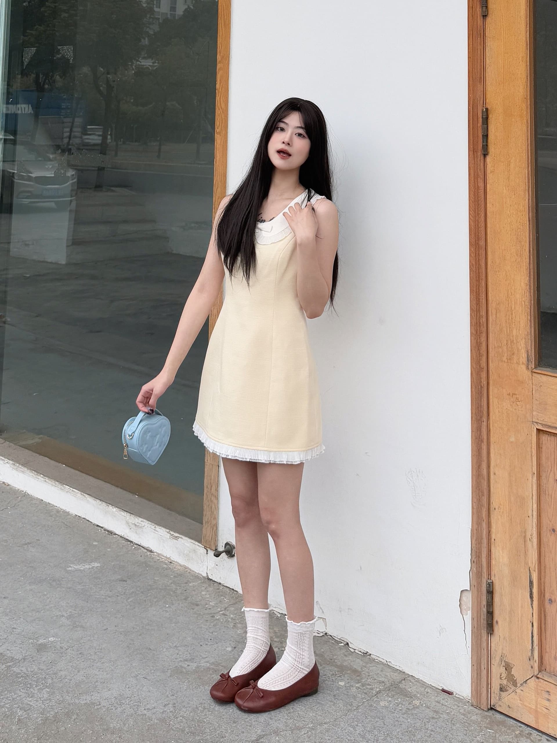 프랑스식 품격 작은 샤넬 스타일 베이비 칼라 민소매 여성 여름 외국 가스 연령 감소 chic 허리 수축 2026 신제품 짧은 스커트 상세 이미지 5