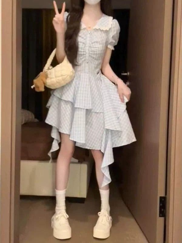 파란색 체크무늬 베이비 칼라 여성 드레스 여름 작은 키 레트로 학원 스타일 디자인 센스 불규칙 짧은 치마 이미지 3