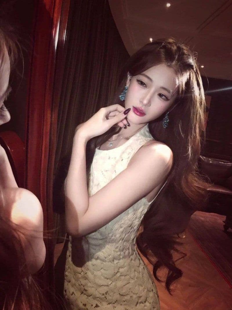 프랑스식 라운드 넥 민소매 여성 드레스 여름 새로운 허리 수축 몸매 가꾸기 슬림해 보이는 쇼트 스타일 타이트 스커트 치마 인기 여성 의류 상세 이미지 3