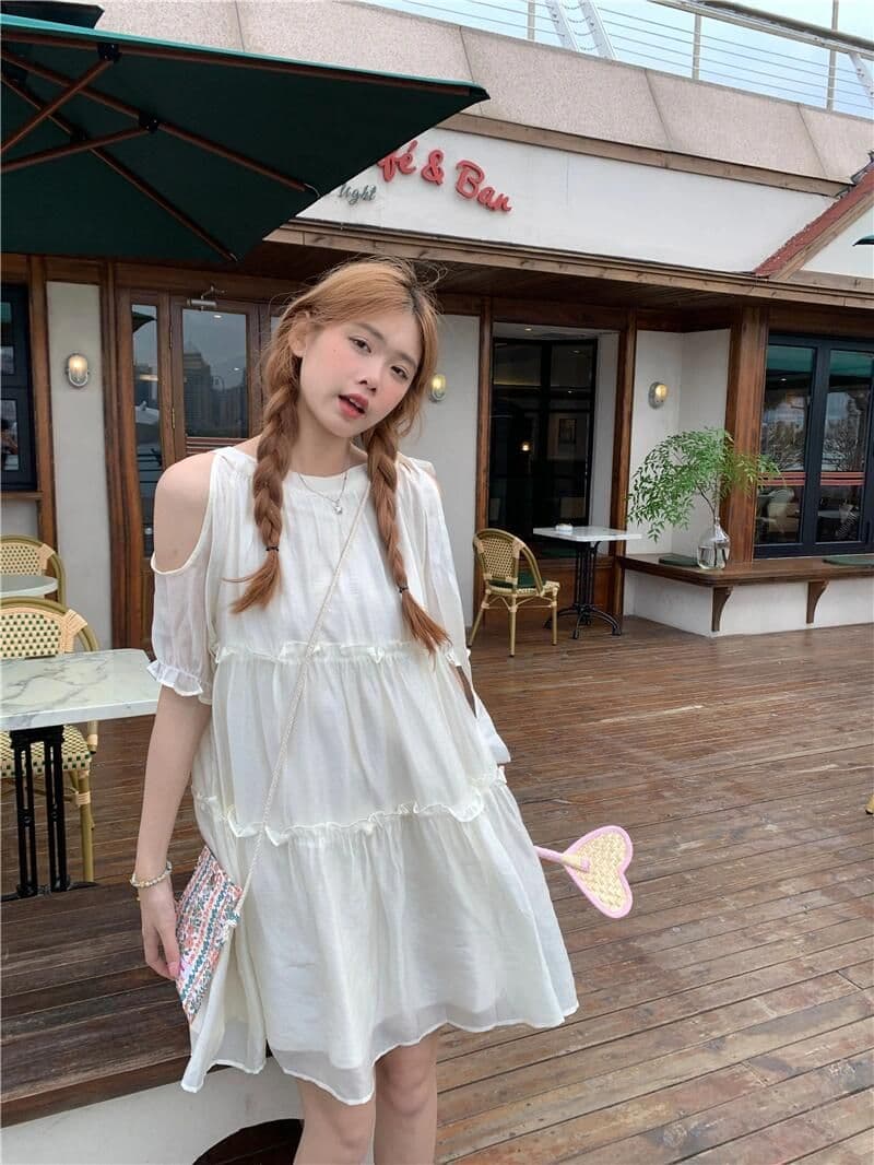 달콤함 첫사랑 치마 순수한 욕망 바람 오프숄더 스트랩 라운드 넥 드레스 슈퍼 잘 생긴 단색 흐름 지불 반팔 여성 의류 상세 이미지 5