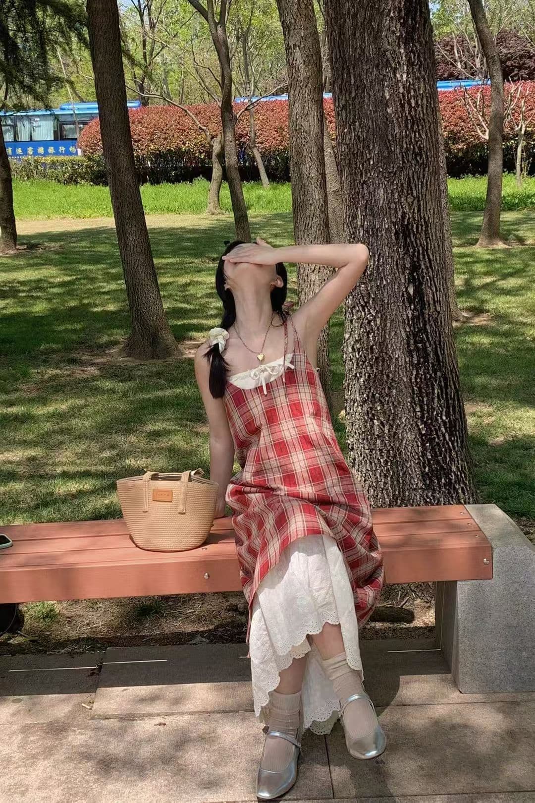 휴가 바람 레이스업 체크무늬 슬립 여성 드레스 여름 새로운 페이크 레이어드 배색 패치워크 품격 중간 길이 치마 이미지 4