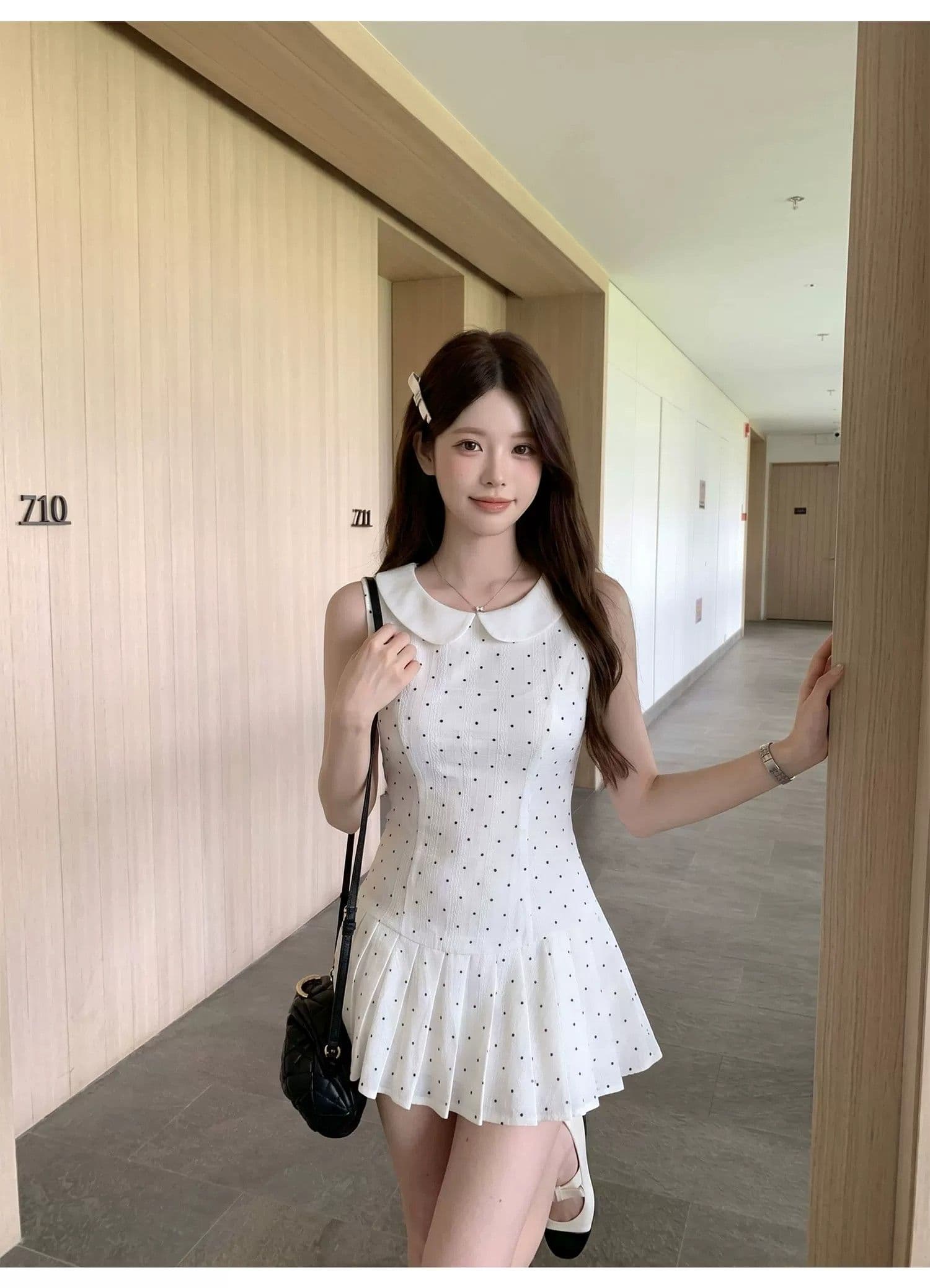 화이트 베이비 칼라 도트 무늬 민소매 여성 드레스 여름 2026 새로운 프랑스식 첫사랑 달콤함 작은 키 미니 스커트 상세 이미지 7
