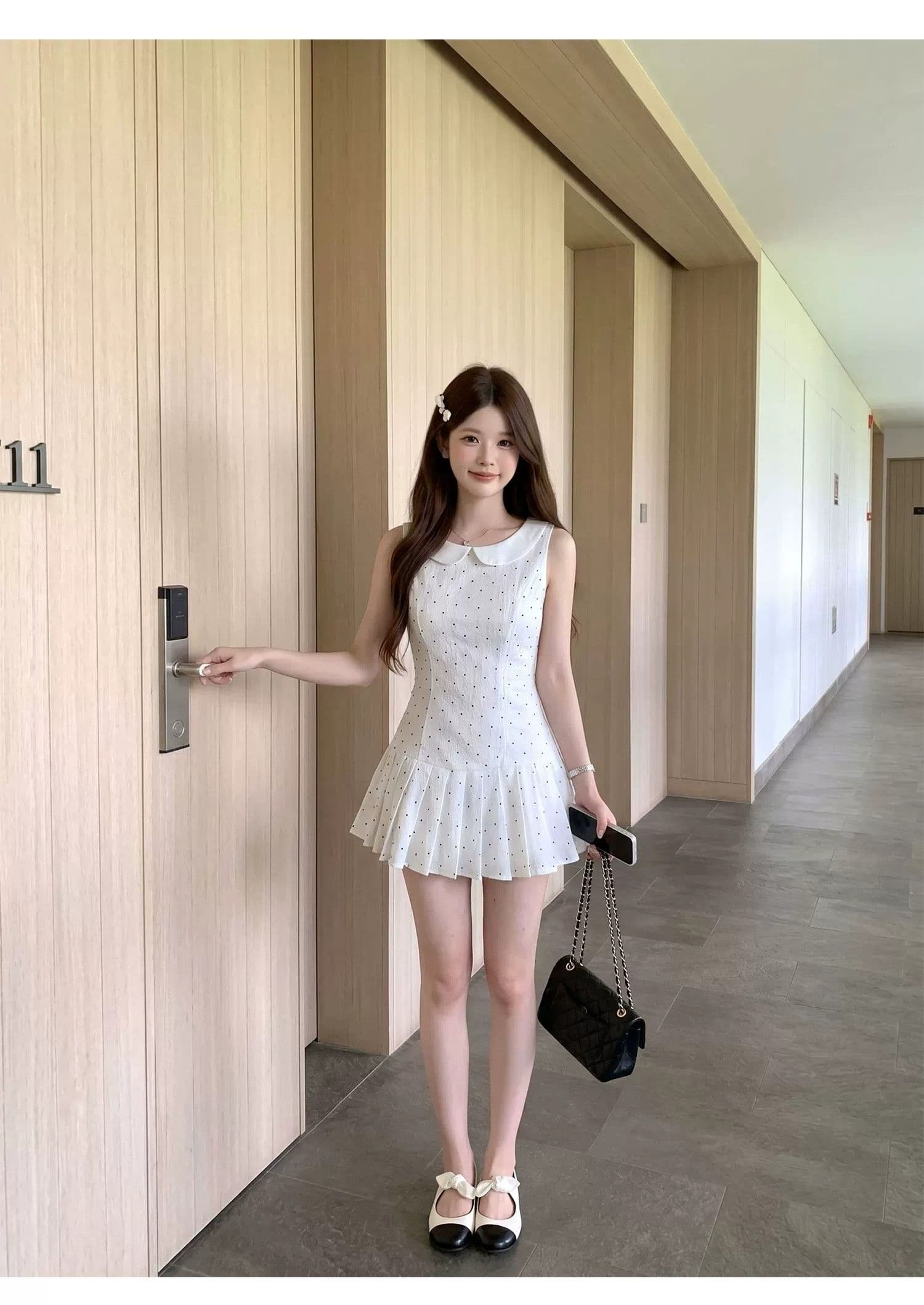 화이트 베이비 칼라 도트 무늬 민소매 여성 드레스 여름 2026 새로운 프랑스식 첫사랑 달콤함 작은 키 미니 스커트 상세 이미지 8