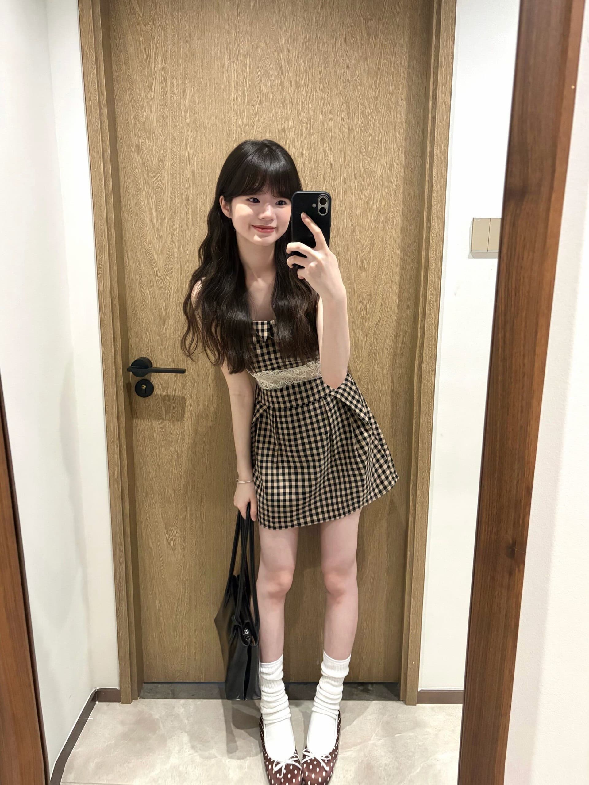 한 부서 달콤한 자매 착용 가져 가라. 베이비 칼라 체크무늬 조끼 여성 드레스 봄 여름 레이스 측면 허리 수축 민소매 디자인 미니 스커트 상세 이미지 3