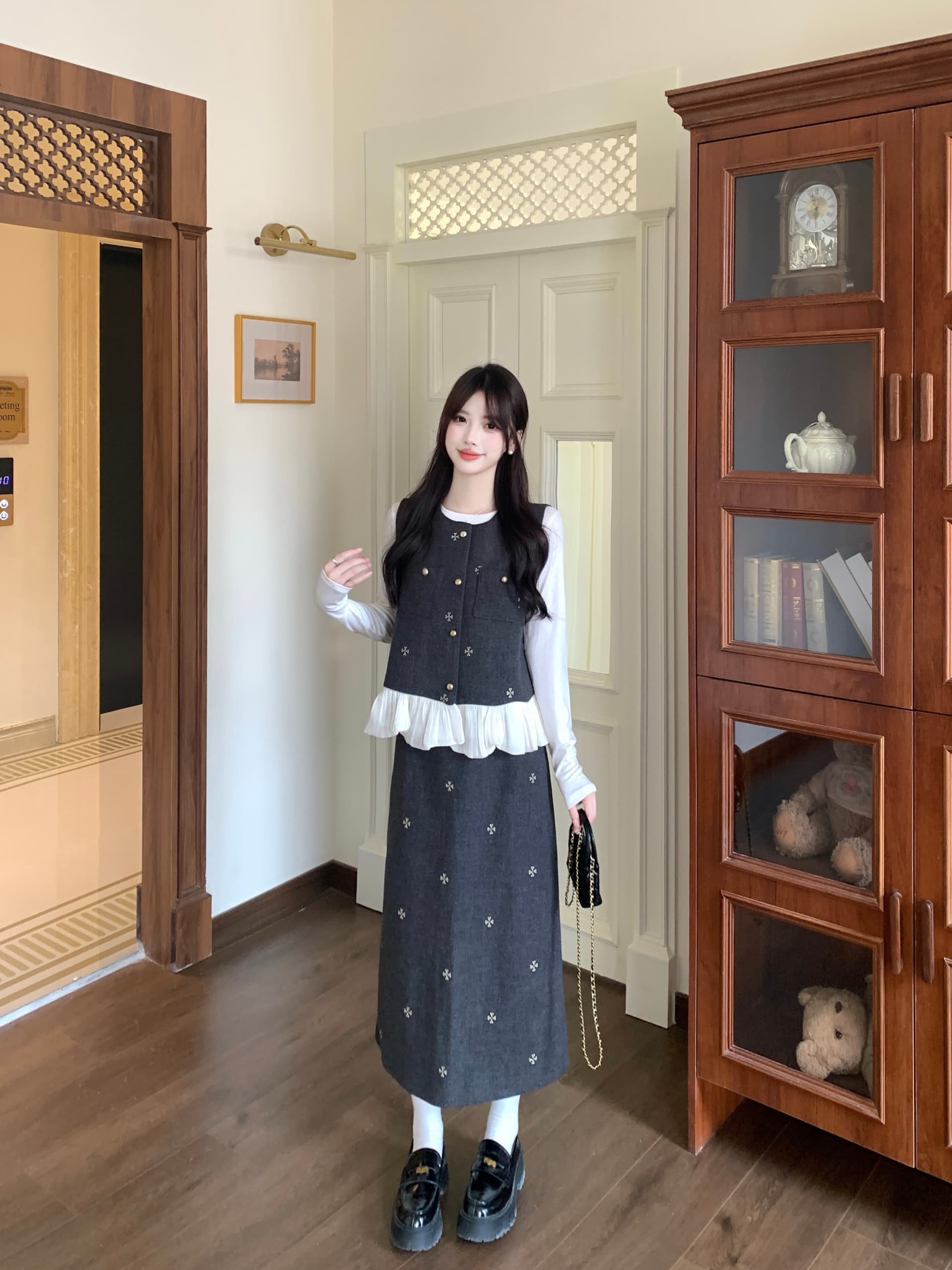 실사 빅 사이즈 천 금빛 바람 코치 센스 디스플레이 높음 슬림해 보이는 회색 자수 베스트 반신 스커트 세 조각 세트 상세 이미지 10