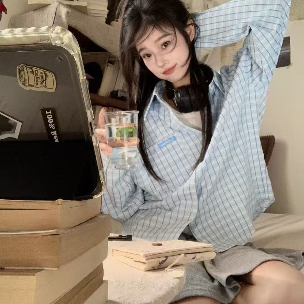 여름 한국 스타일 얇은 스타일 빛 럭셔리 회색 파란색 체크무늬 셔츠 외출용 여성 루즈핏 다용도 슬림해 보이는 셔츠 태양 보호 셔츠 상세 이미지 6