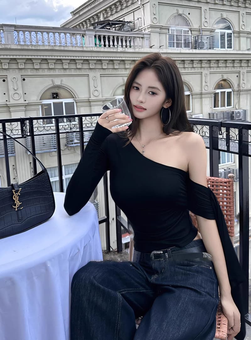 컬러 코튼 리브 오프숄더 아름다운 비스듬한 어깨 티셔츠 오프숄더 품격 리본 맨위 상세 이미지 4