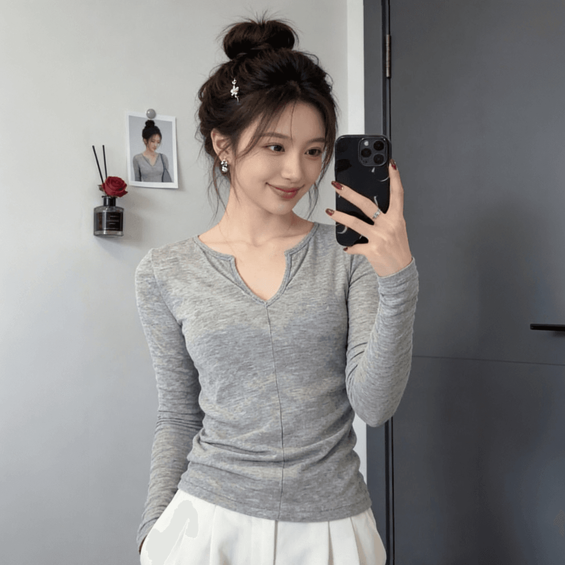 리브 면 긍정적 인 어깨 V넥 긴팔 티셔츠 여성 봄 가을 새로운 인사이드 가져 가라. 쇼트 스타일 기본 셔츠 핫걸 몸매 가꾸기 슬림해 보이는 맨위 상세 이미지 3