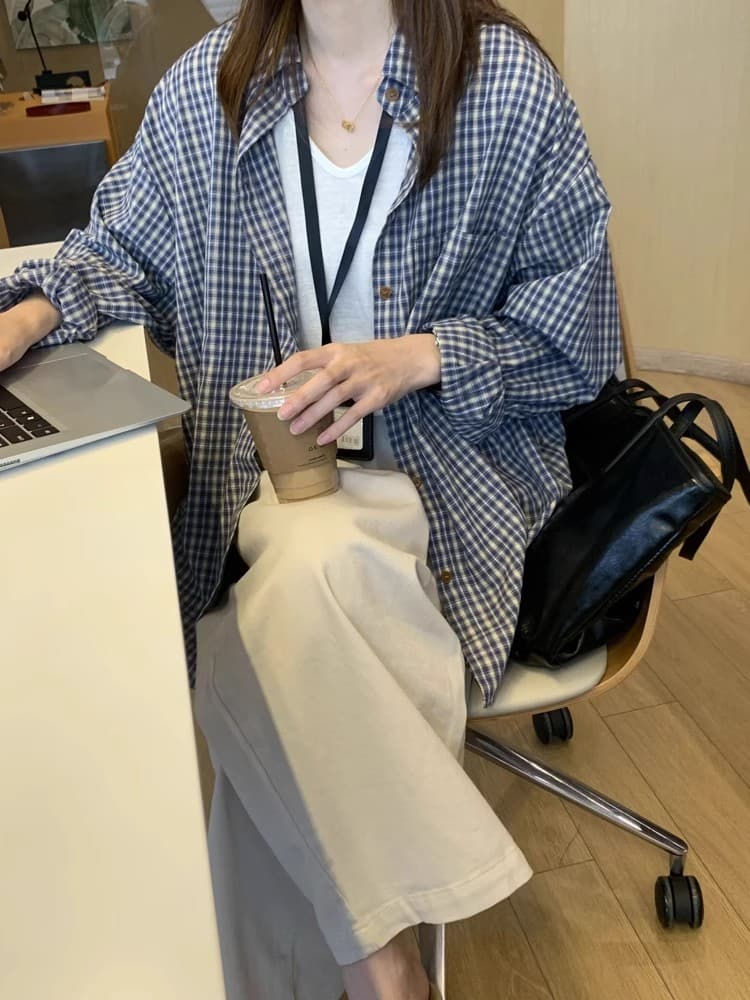 느슨함 센스 레트로 파란색 긴팔 격자 무늬 셔츠 맨위 여성 봄 가을 새로운 루즈핏 인사이드 가져 가라. Chic 셔츠 재킷 이미지 3