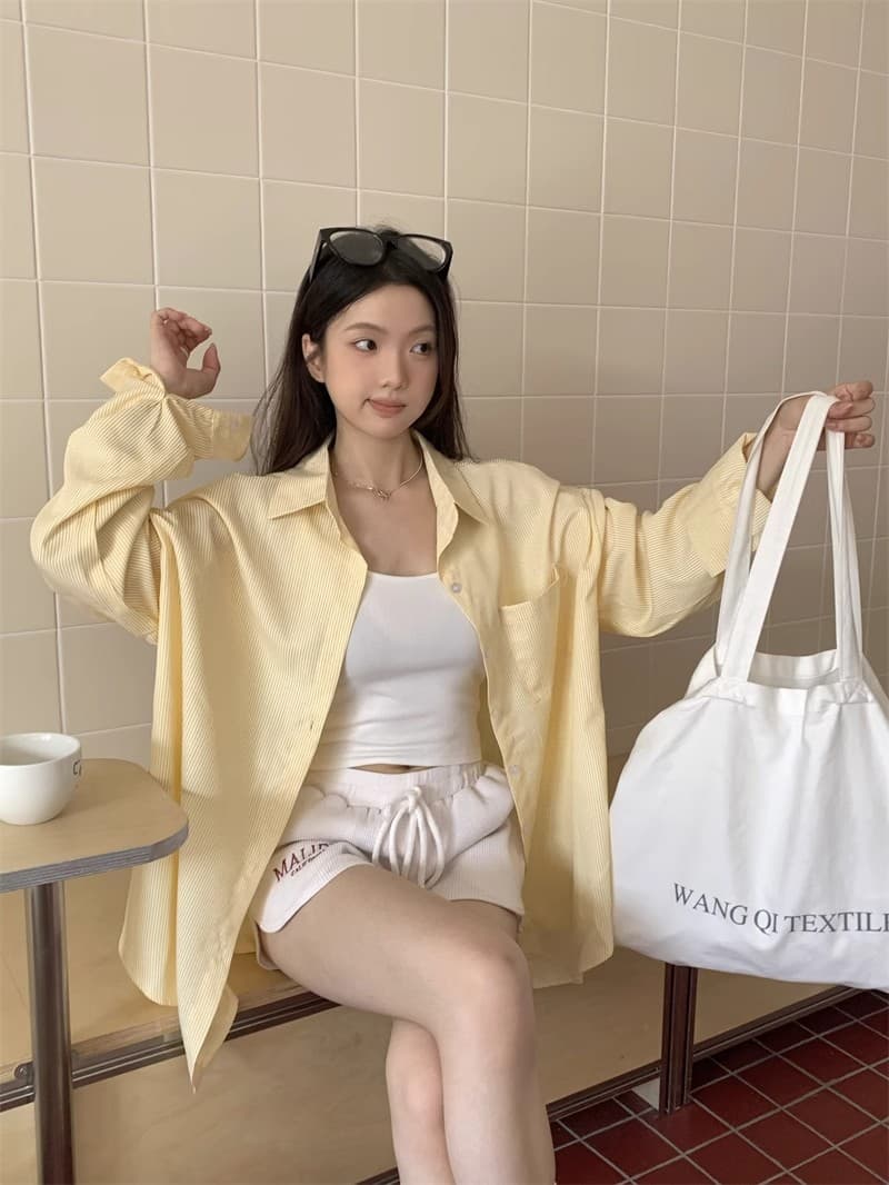 느슨함 센스 레트로 파란색 긴팔 격자 무늬 셔츠 맨위 여성 봄 가을 새로운 루즈핏 인사이드 가져 가라. Chic 셔츠 재킷 상세 이미지 9