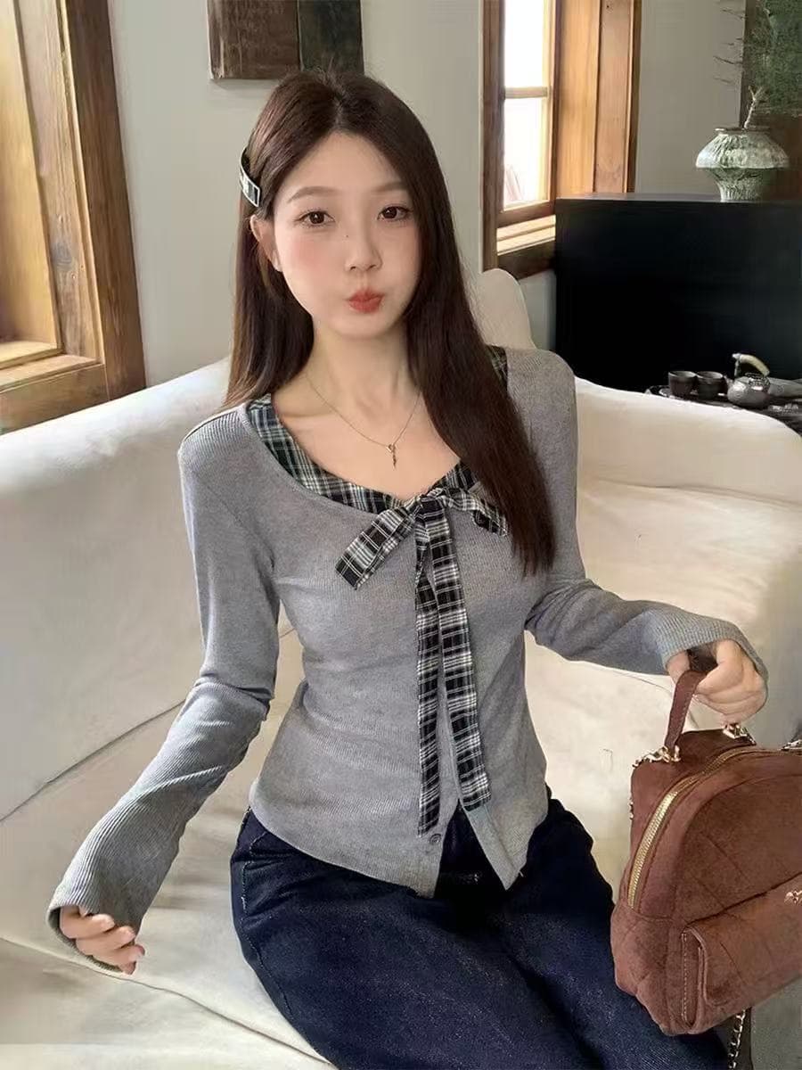 2 2 徳 플러시 240 그램 나비 매듭 디자인 긴팔 티셔츠 여성 가을 몸매 가꾸기 슬림해 보이는 니트 상세 이미지 4