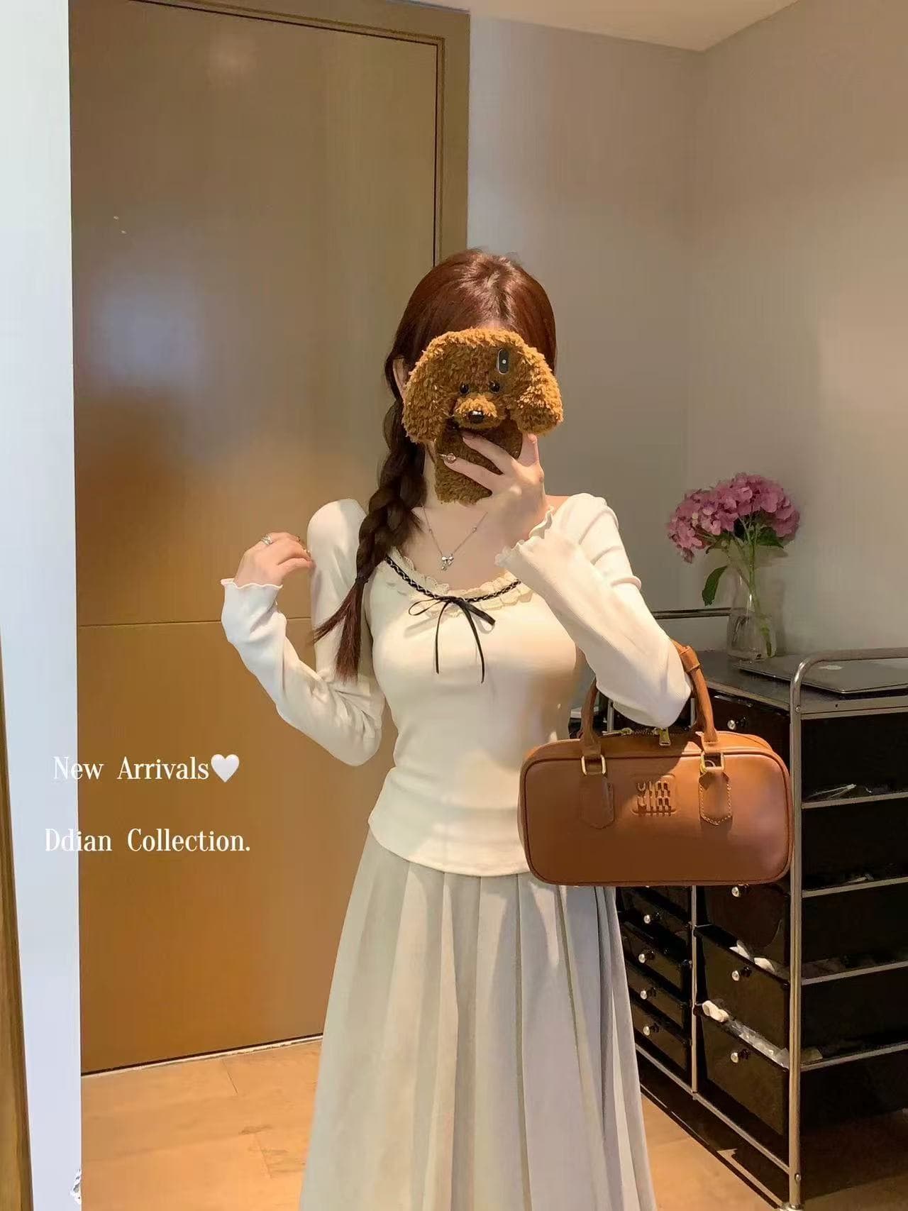 2 2 徳 플러시 240 그램 순수한 욕망 bm 바람 레이스 조각 u 칼라 긴팔 티셔츠 여성 가을 나비 이미지 3