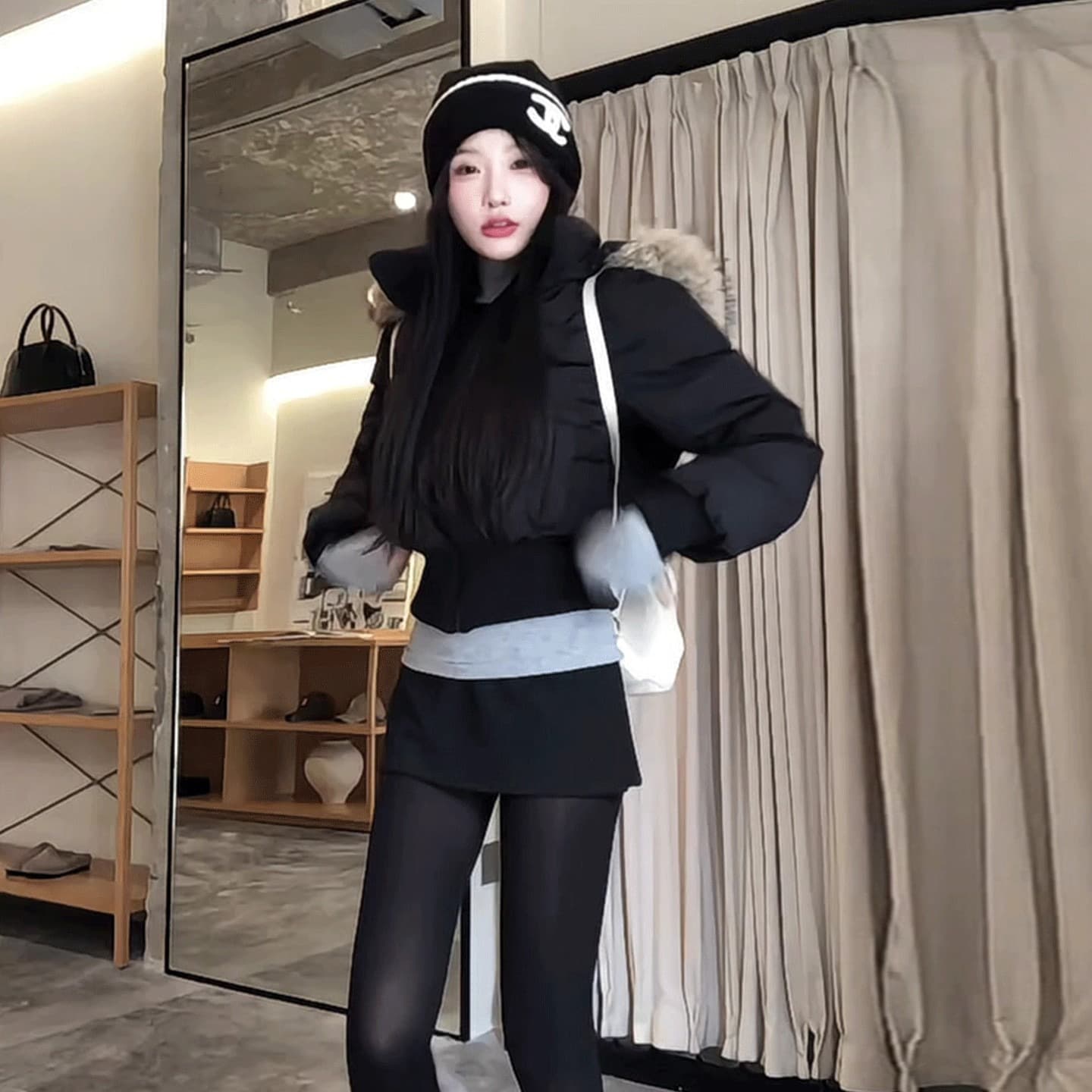 새로운 슈퍼 잘 생긴 한 부서 보온 두꺼운 면 의류 쇼트 스타일 검정색 여성 코트 이미지 3