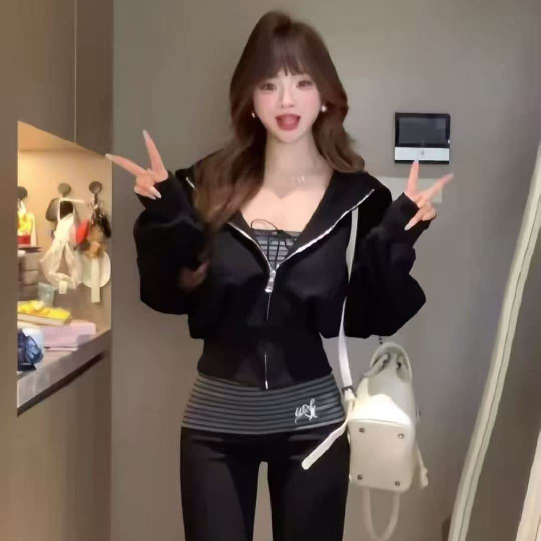 튜브탑 스트라이프 부츠컷 바지 느긋한 바람 디자인 센스 작은 대중 후드티 재킷 2026 가을 새로운 이미지 5