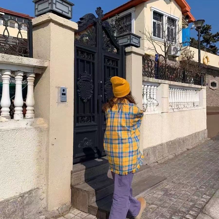 황색 체크무늬 긴팔 여성 셔츠 외부 가져 가라. 얇은 스타일 루즈핏 ins 조수 브랜드 출퇴근 레트로 작은 대중 자외선 차단 작은 외투 이미지 5