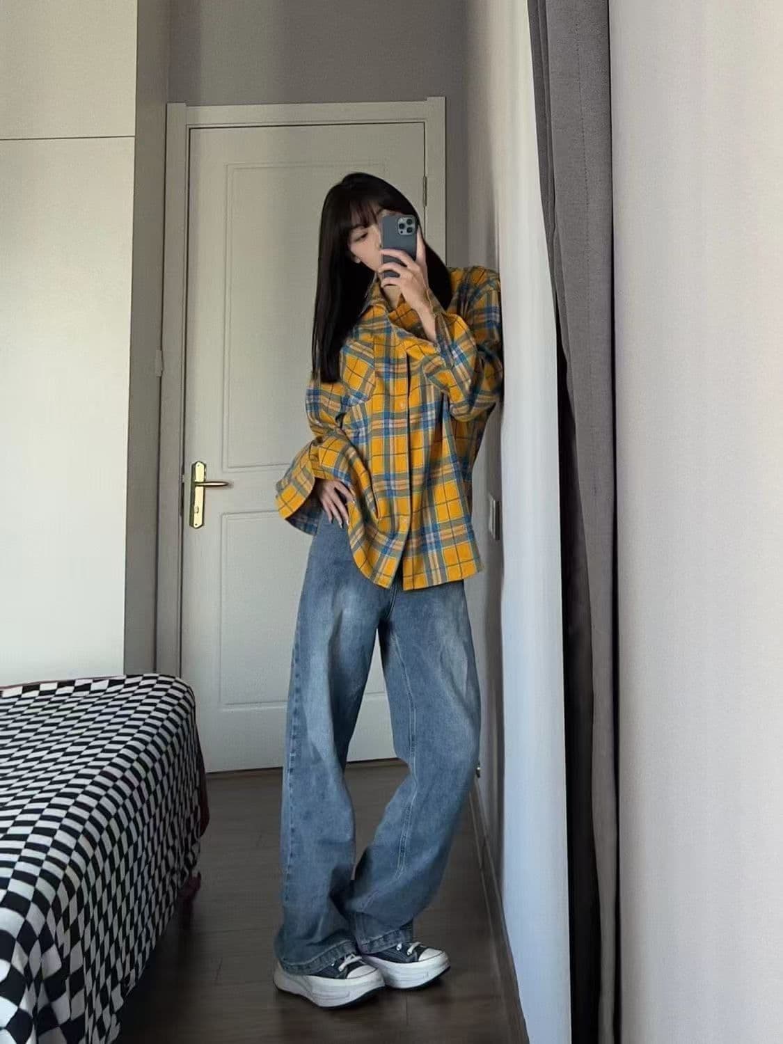 황색 체크무늬 긴팔 여성 셔츠 외부 가져 가라. 얇은 스타일 루즈핏 ins 조수 브랜드 출퇴근 레트로 작은 대중 자외선 차단 작은 외투 상세 이미지 6