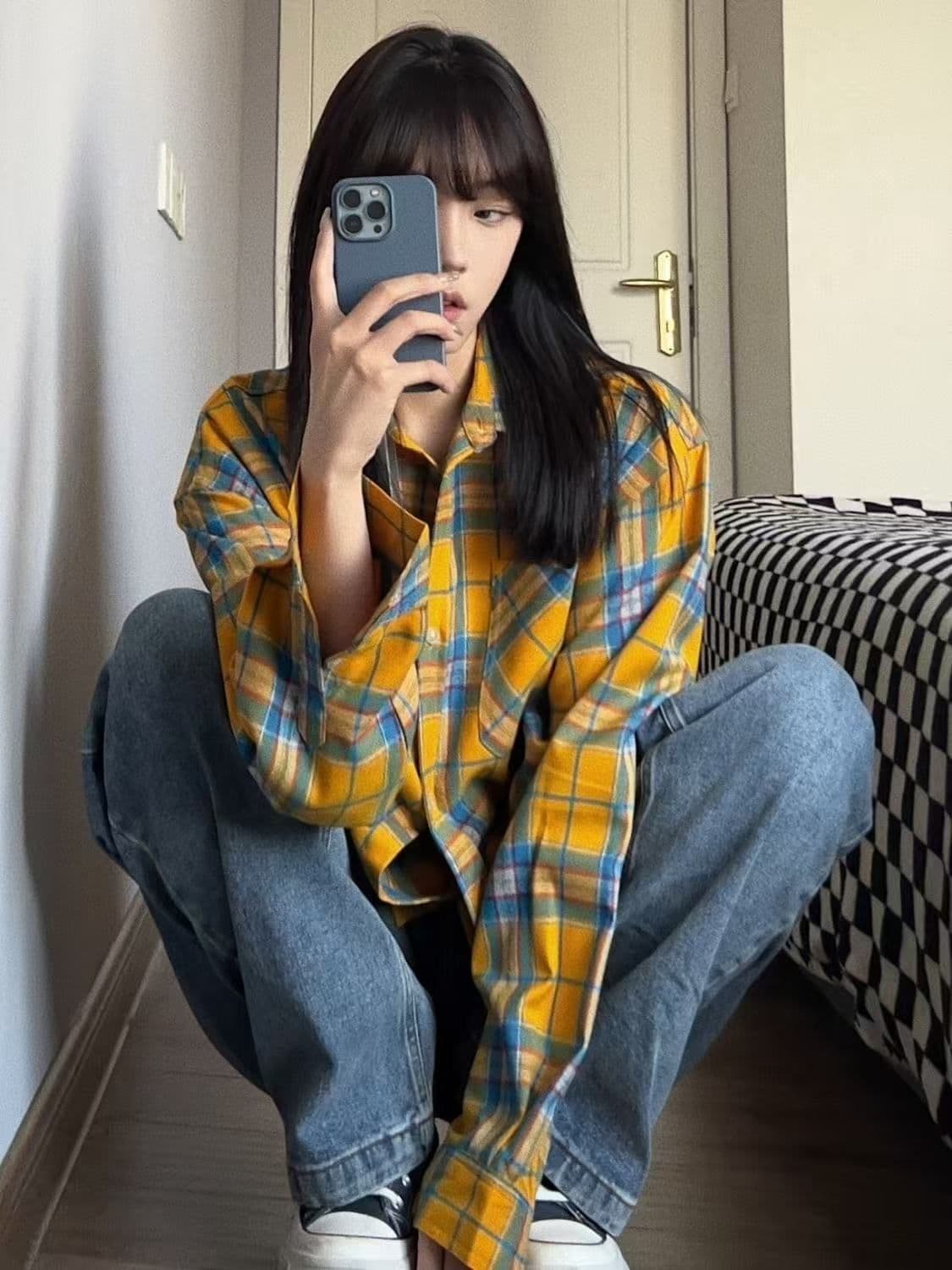 황색 체크무늬 긴팔 여성 셔츠 외부 가져 가라. 얇은 스타일 루즈핏 ins 조수 브랜드 출퇴근 레트로 작은 대중 자외선 차단 작은 외투 상세 이미지 11