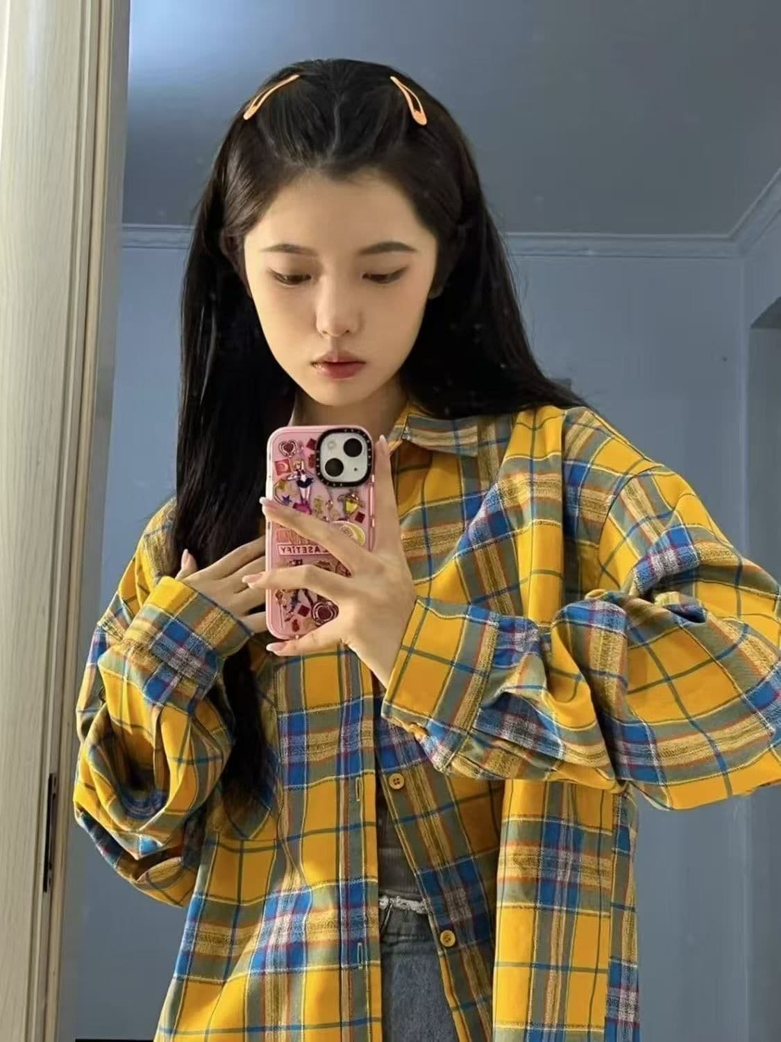 황색 체크무늬 긴팔 여성 셔츠 외부 가져 가라. 얇은 스타일 루즈핏 ins 조수 브랜드 출퇴근 레트로 작은 대중 자외선 차단 작은 외투 상세 이미지 12