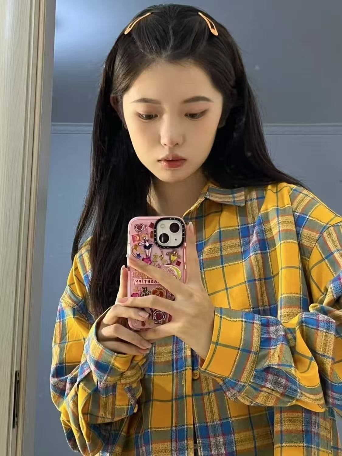 황색 체크무늬 긴팔 여성 셔츠 외부 가져 가라. 얇은 스타일 루즈핏 ins 조수 브랜드 출퇴근 레트로 작은 대중 자외선 차단 작은 외투 상세 이미지 16