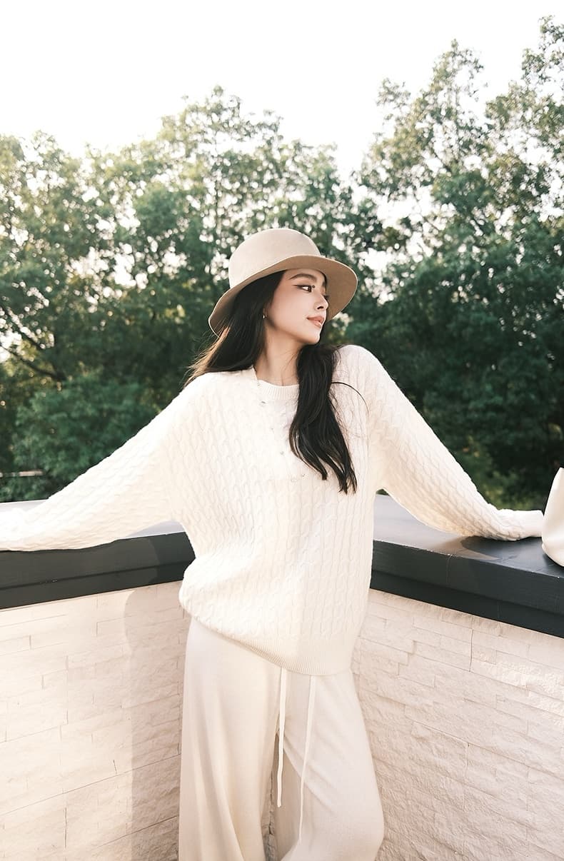 가을 겨울 새로운 패션 다용도 오래된 돈 느긋한 휴식 센스 라운드 넥 부드러운 찹쌀 트위스트 꽃 스웨터 와이드 레그 팬츠 어린이 투피스 세트 상세 이미지 40