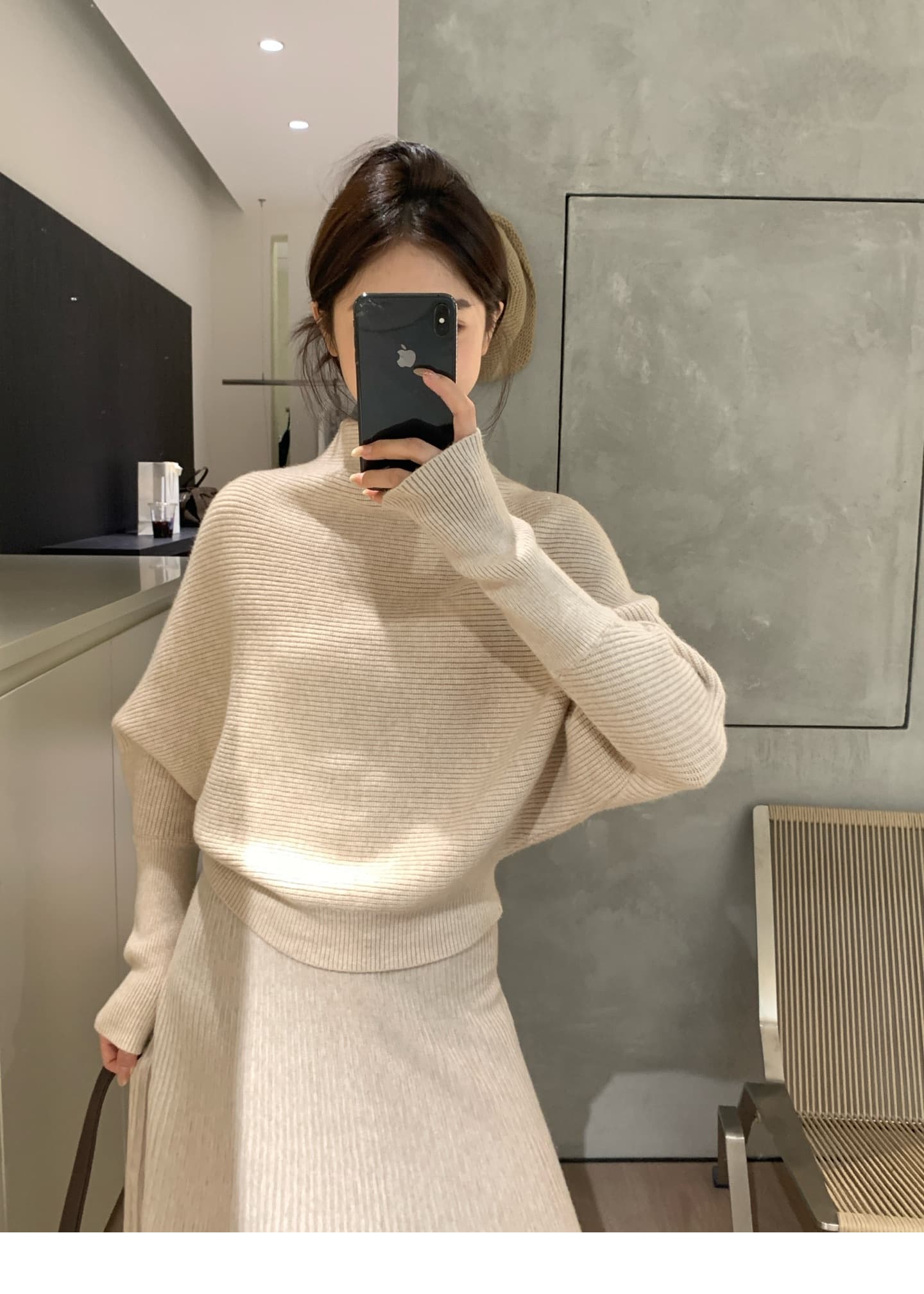 세련된 켜기 새로운 세트 여성 우아함 바람 패션 가을 겨울 새로운 니트 맨위 반신 롱 스커트 투피스 세트 슬림해 보이는 상세 이미지 12