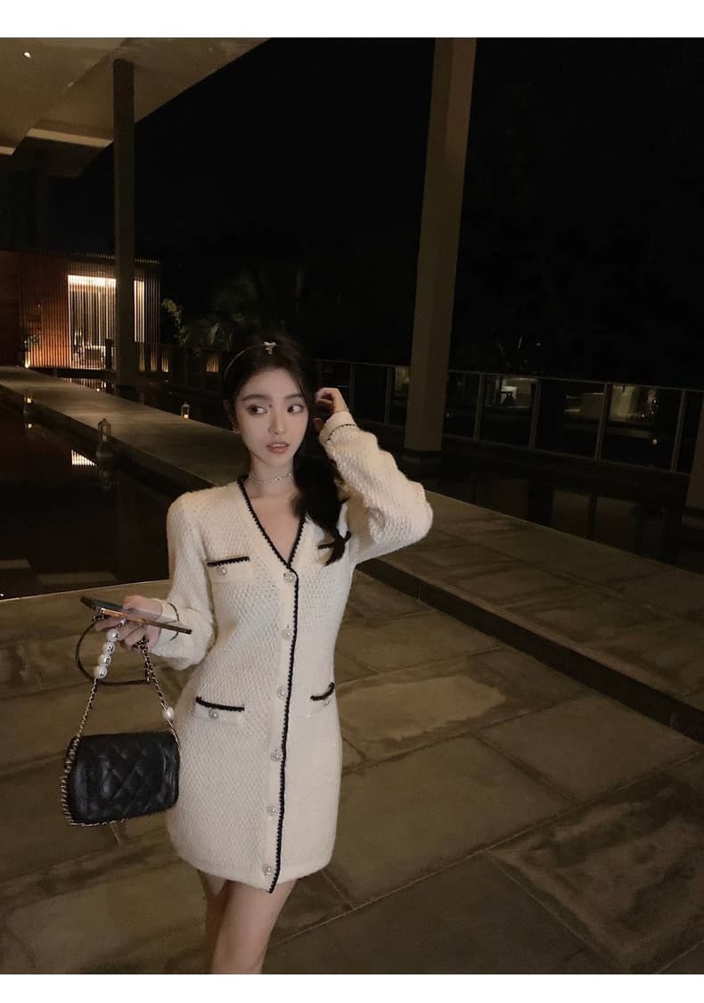 작은 샤넬 스타일 니트 드레스 가을 겨울 새로운 미니멀리즘 관대 한 샤오 바이 치마 V넥 긴팔 미니 스커트 우아함 패션 바람 상세 이미지 10