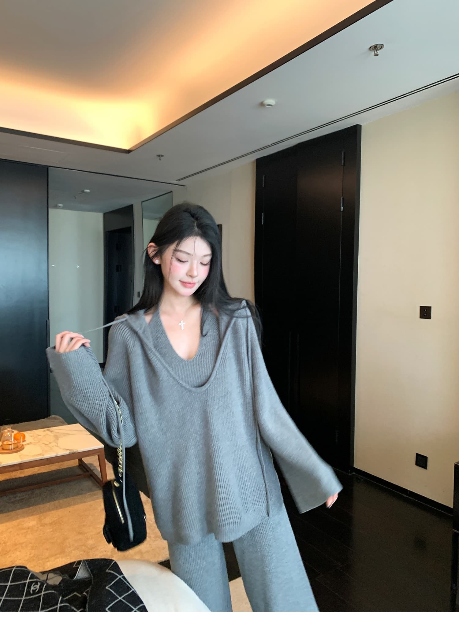 거리 세련된 캐주얼 레트로 세트 가을 겨울 새로운 니트 행침 목 인사이드 가져 가라. V넥 긴팔 긴 바지 세 조각 여성 세트 상세 이미지 3