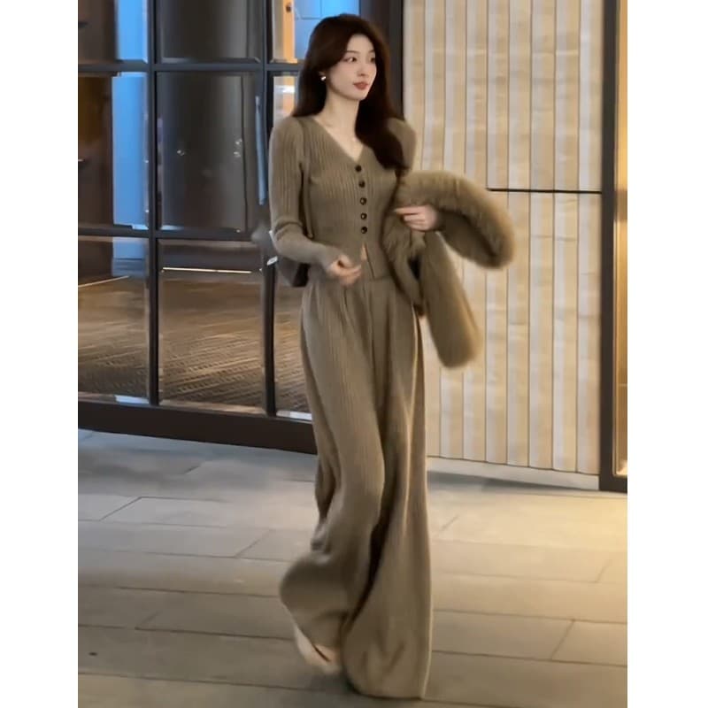 숙녀 명문 여성 바람 몸매 가꾸기 슬림해 보이는 착용 가져 가라. 일상 세트 봄 새로운 니트 오픈 가디건 와이드 레그 팬츠 투피스 세트 이미지 2