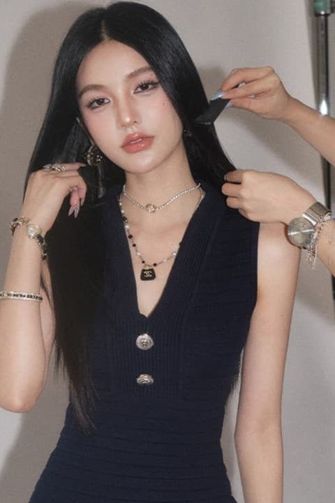 작은 샤넬 스타일 V넥 민소매 니트 여성 드레스 여름 새로운 품격 허리 수축 슬림해 보이는 타이트 스커트 조끼 스커트 이미지 6